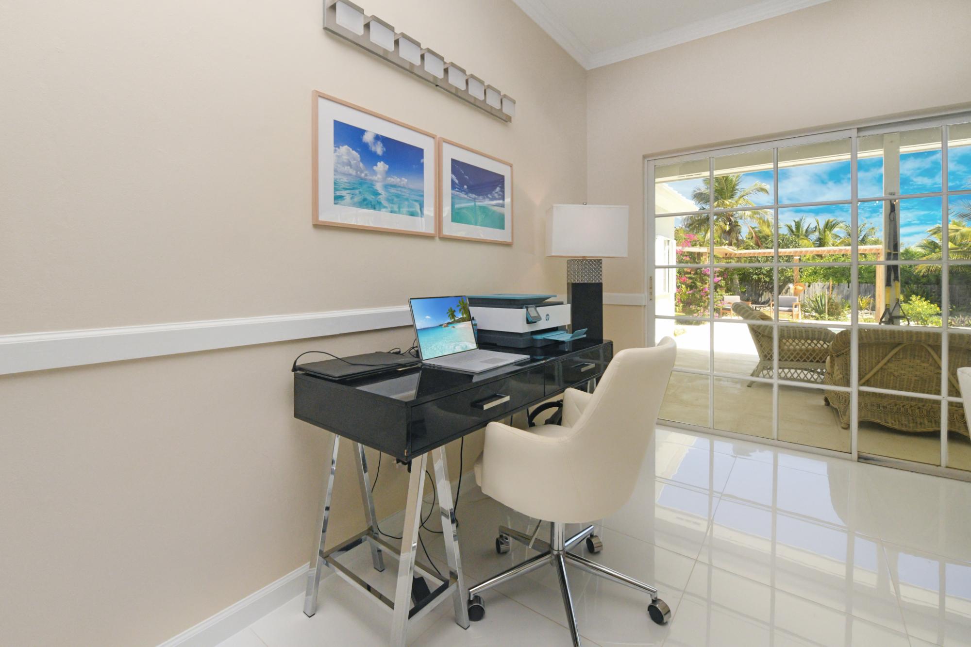 LEEWARD PALMS DELIGHT