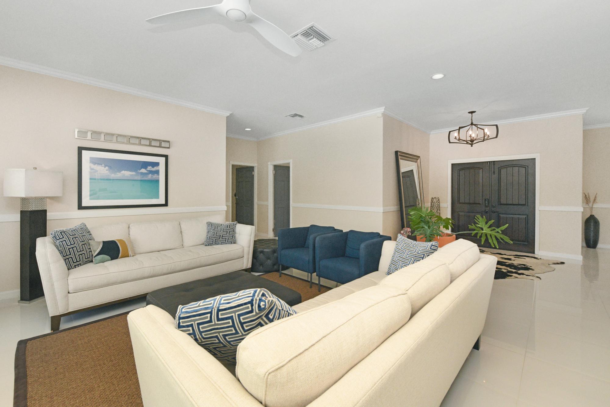 LEEWARD PALMS DELIGHT
