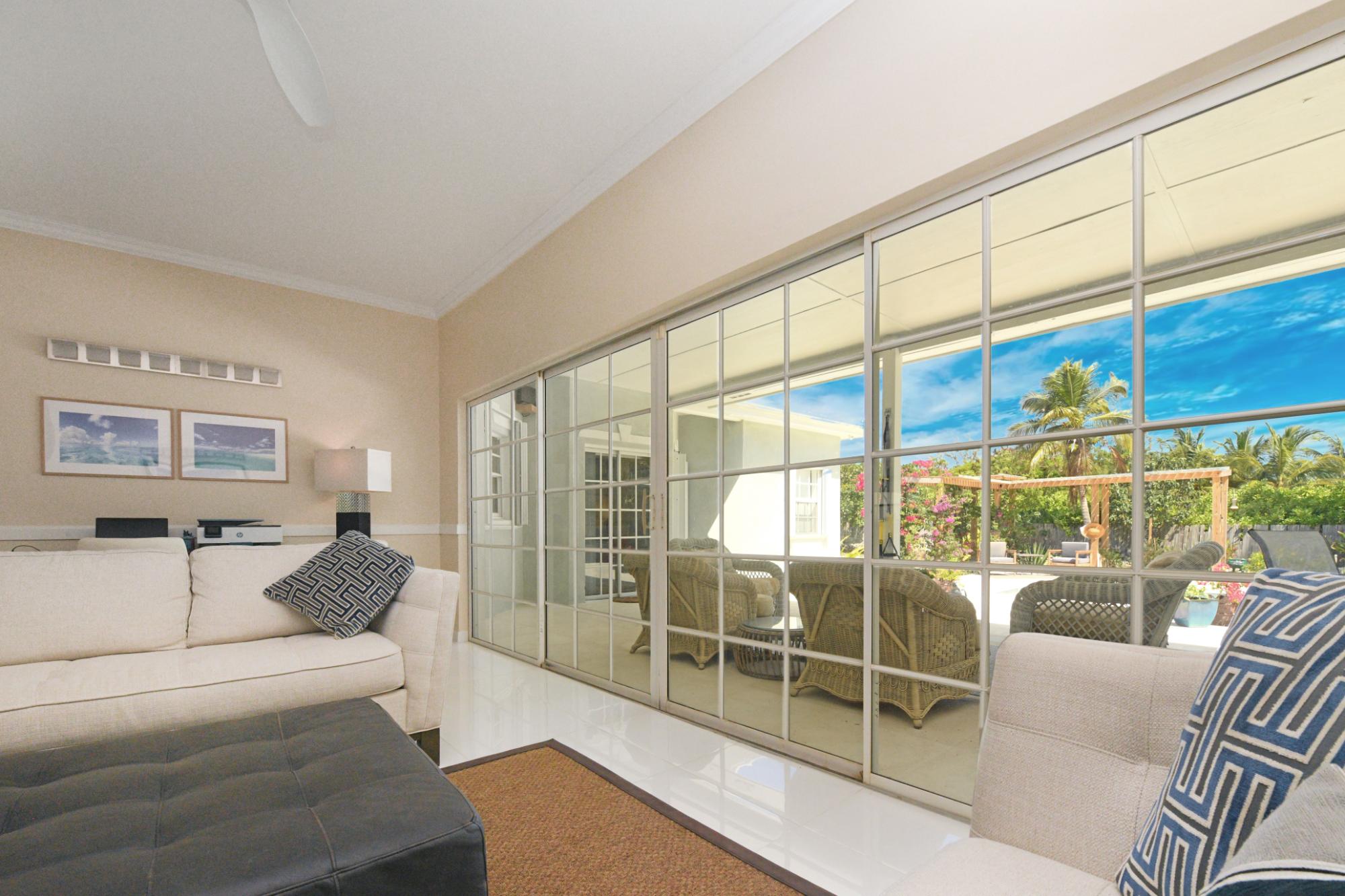 LEEWARD PALMS DELIGHT