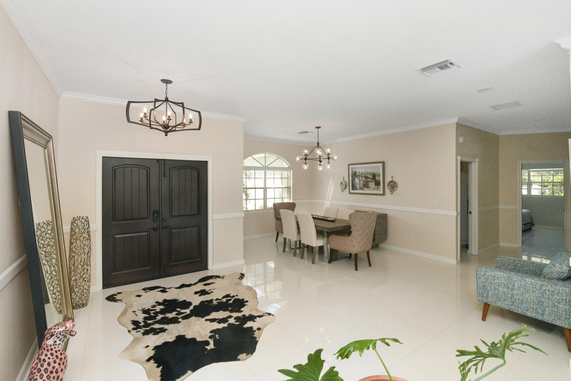 LEEWARD PALMS DELIGHT