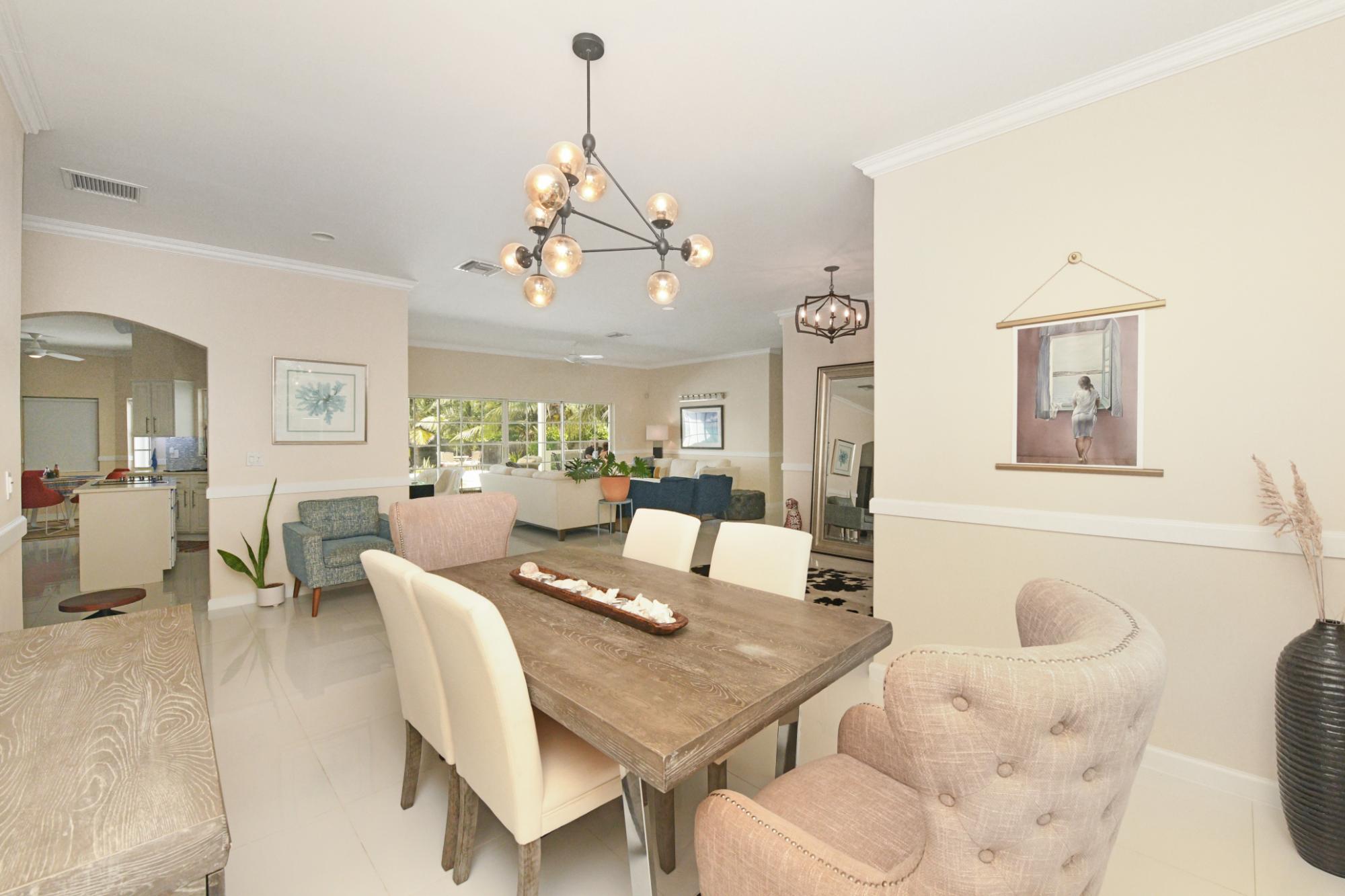 LEEWARD PALMS DELIGHT