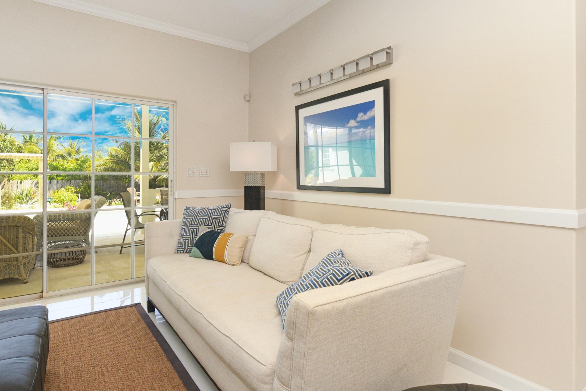 LEEWARD PALMS DELIGHT