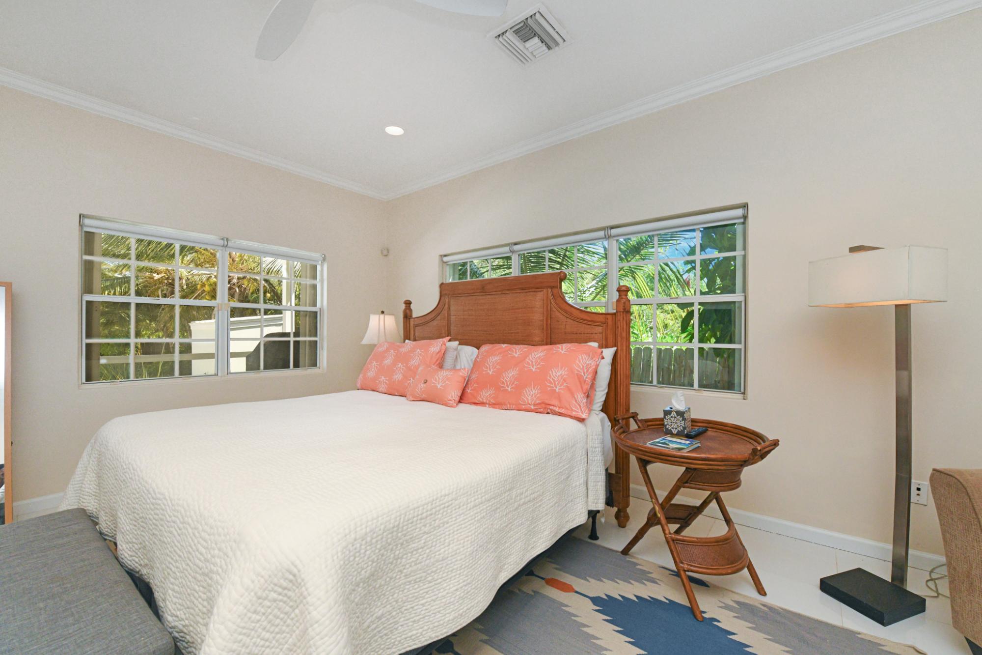 LEEWARD PALMS DELIGHT