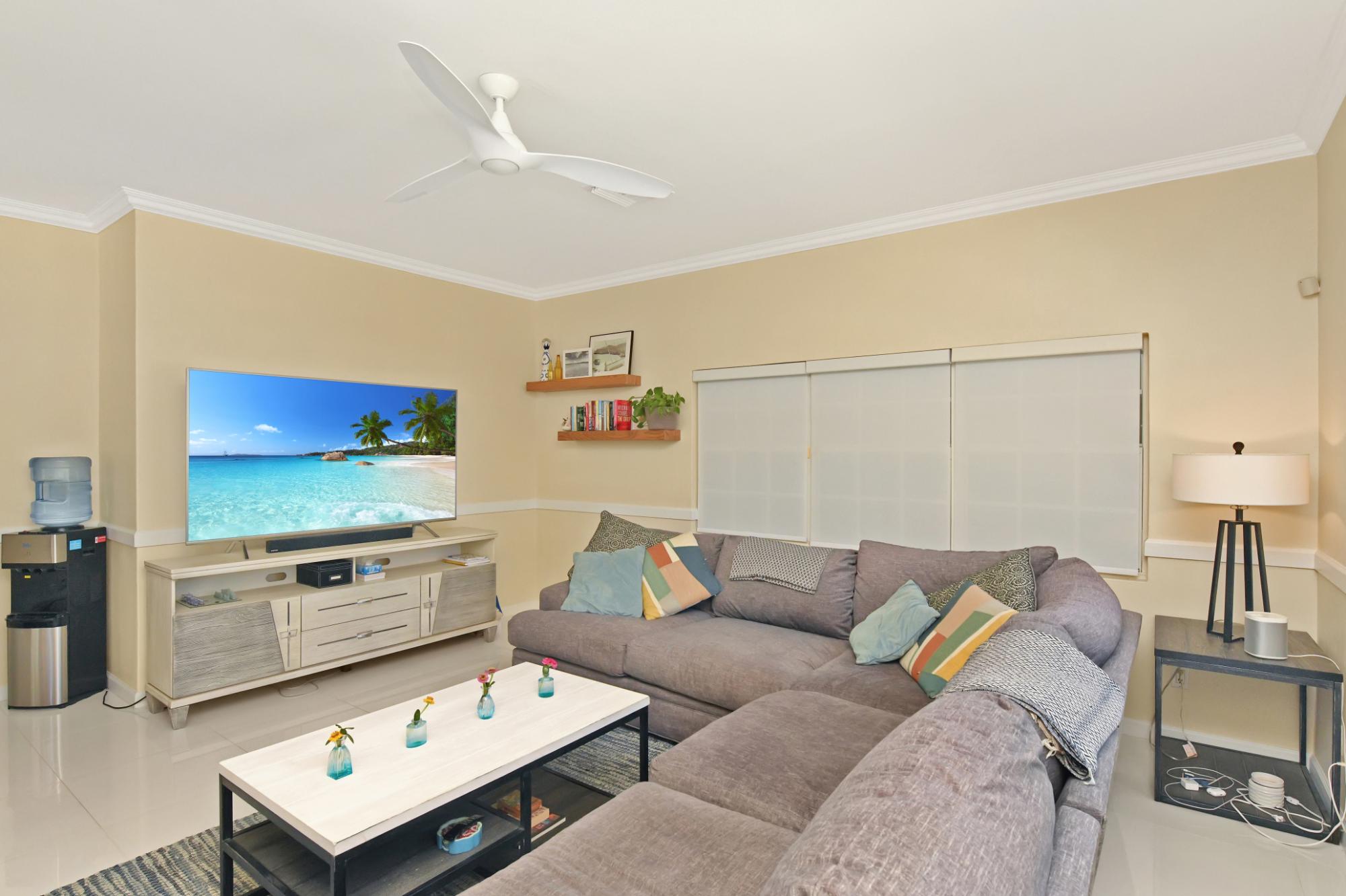 LEEWARD PALMS DELIGHT