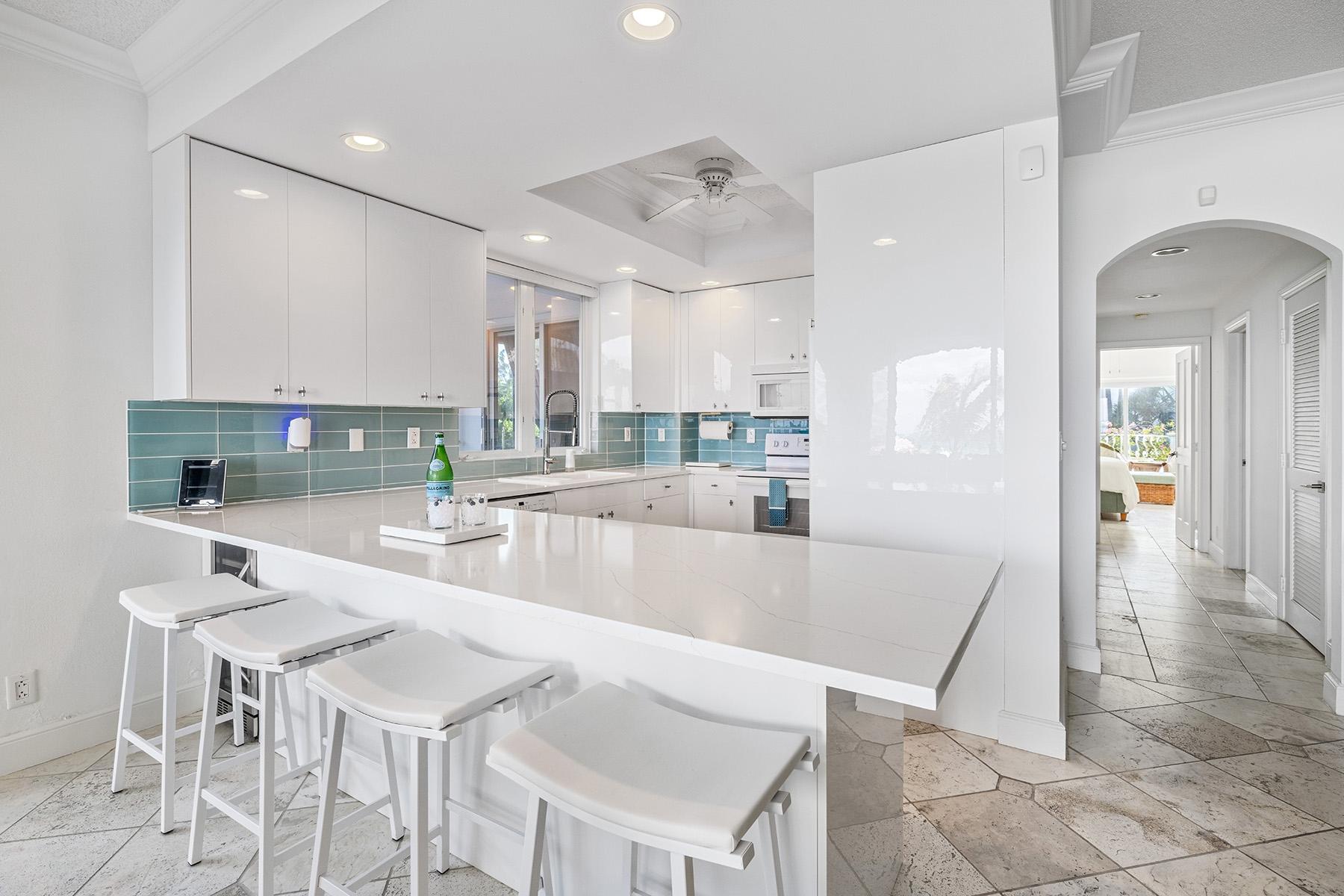The Mansions 4104 - 2BR Beachfront