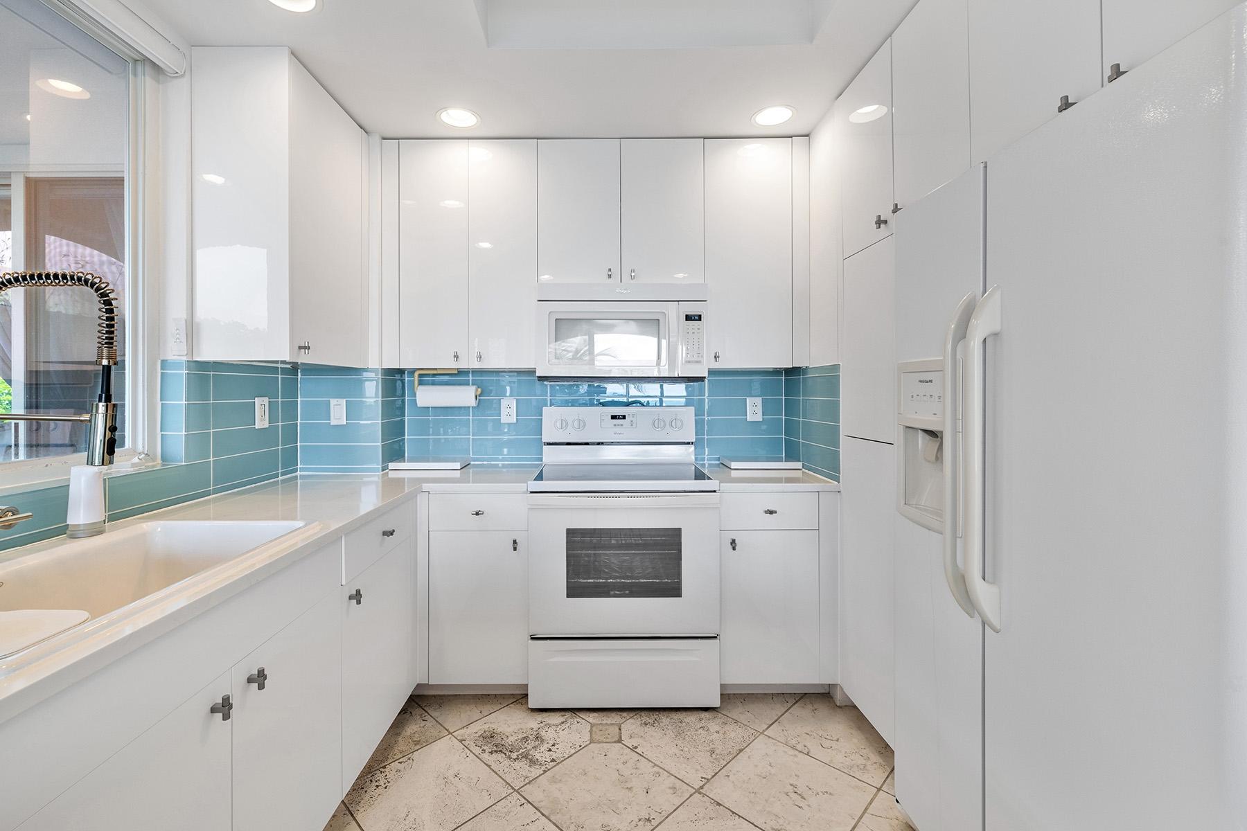 The Mansions 4104 - 2BR Beachfront