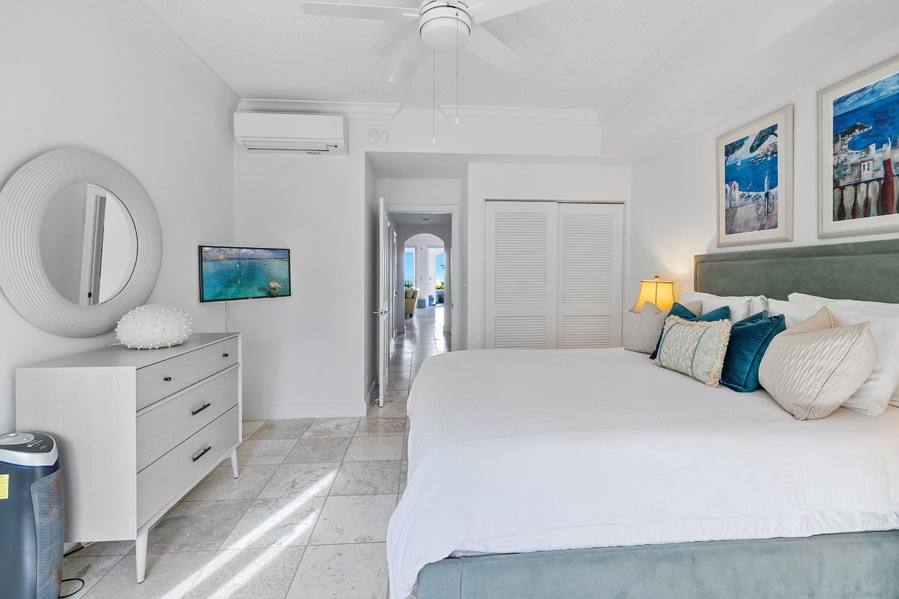 The Mansions 4104 - 2BR Beachfront