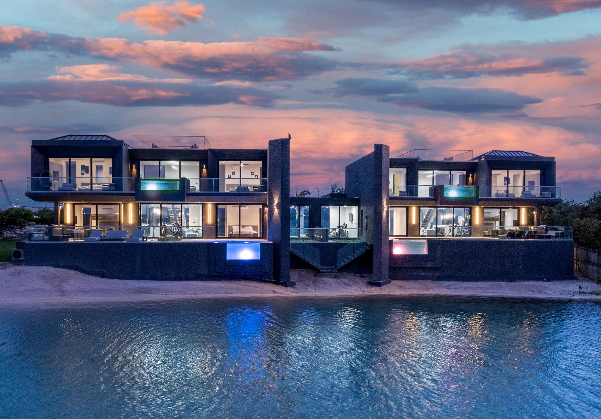 ONYX TWIN VILLAS — photo 2