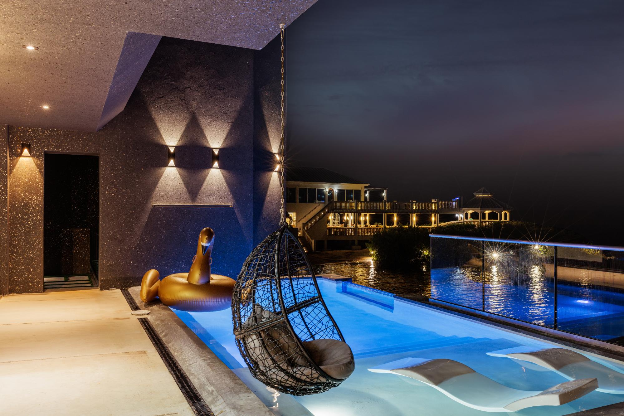 Onyx Twin Villas