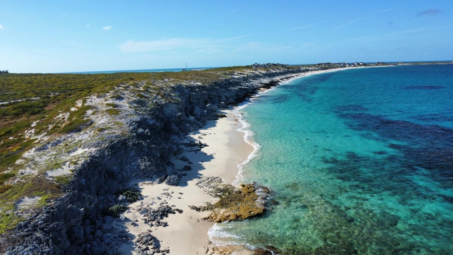 AMBERGRIS CAY OCEANFRONT — photo 2