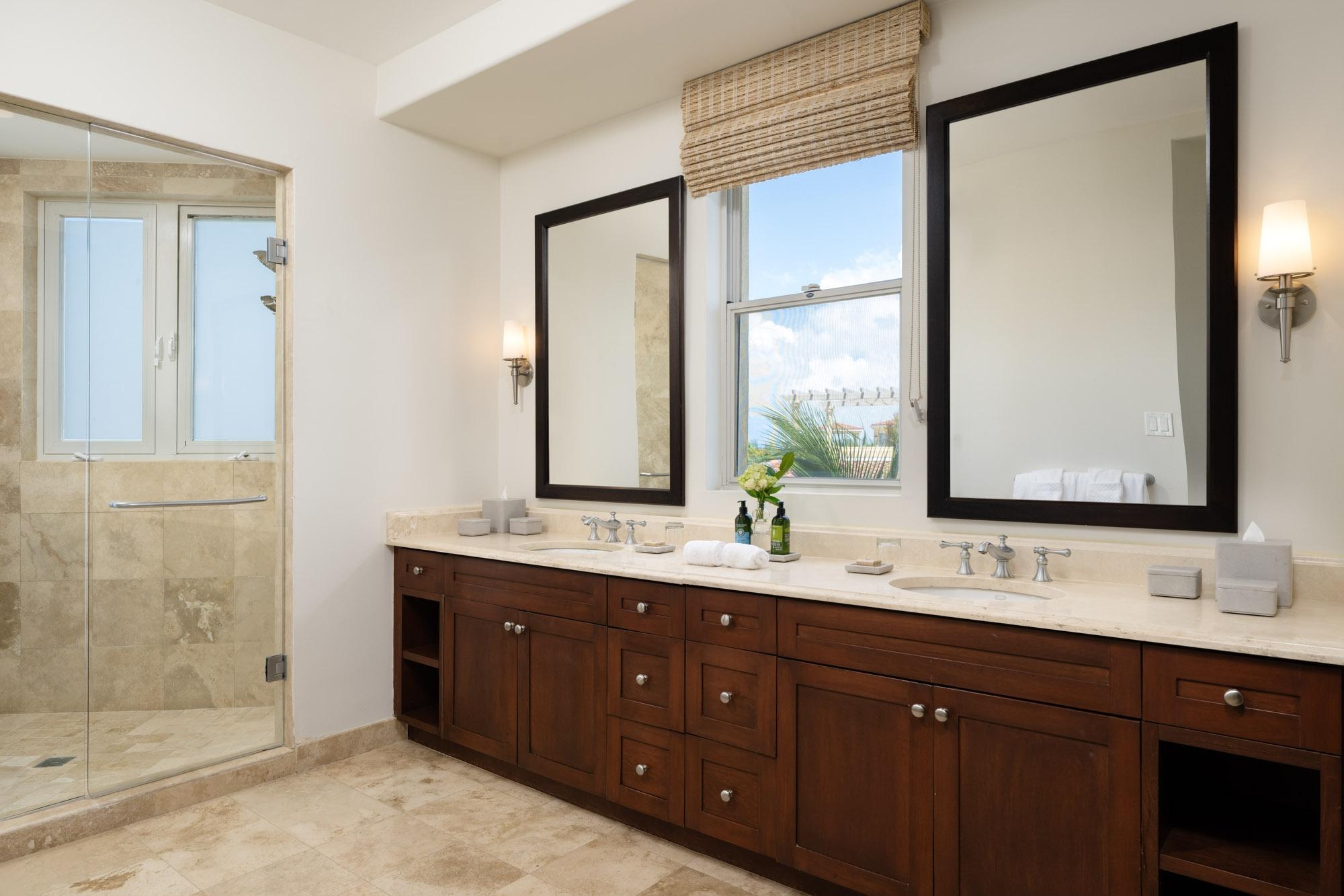 D500 Villas At Grace Bay Club