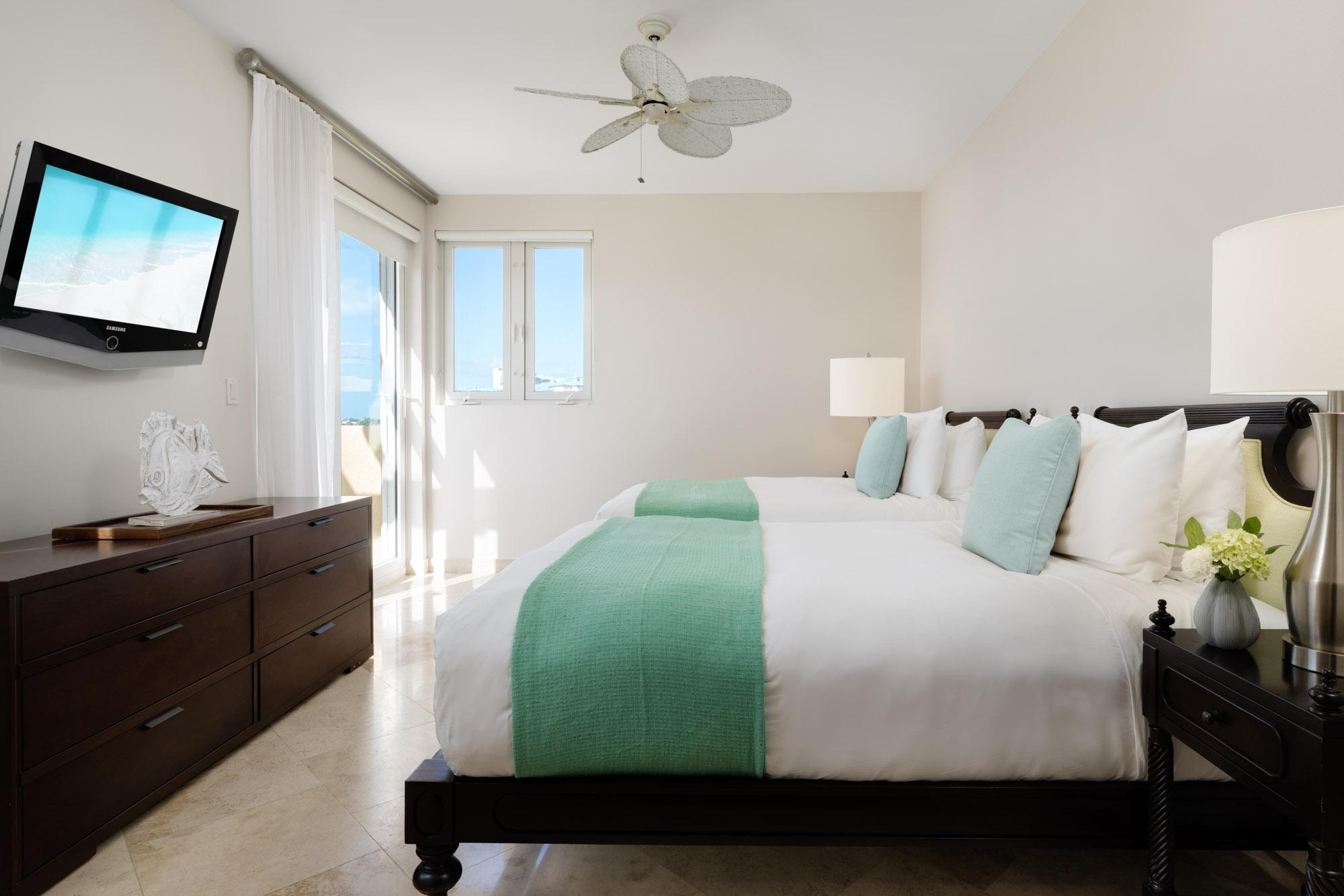 D500 Villas At Grace Bay Club