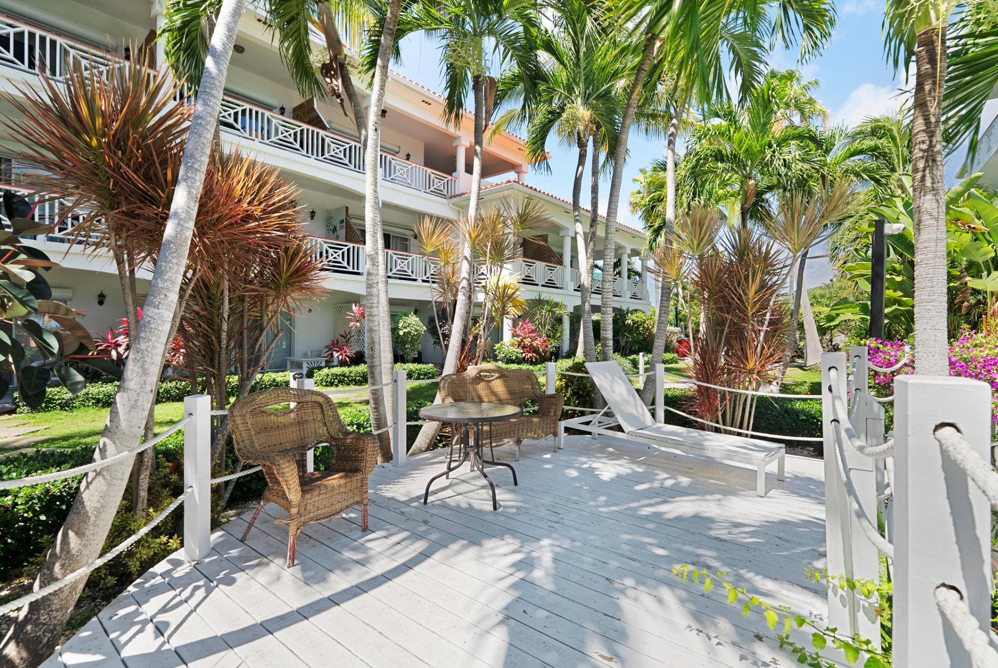 Queen Angel Resort