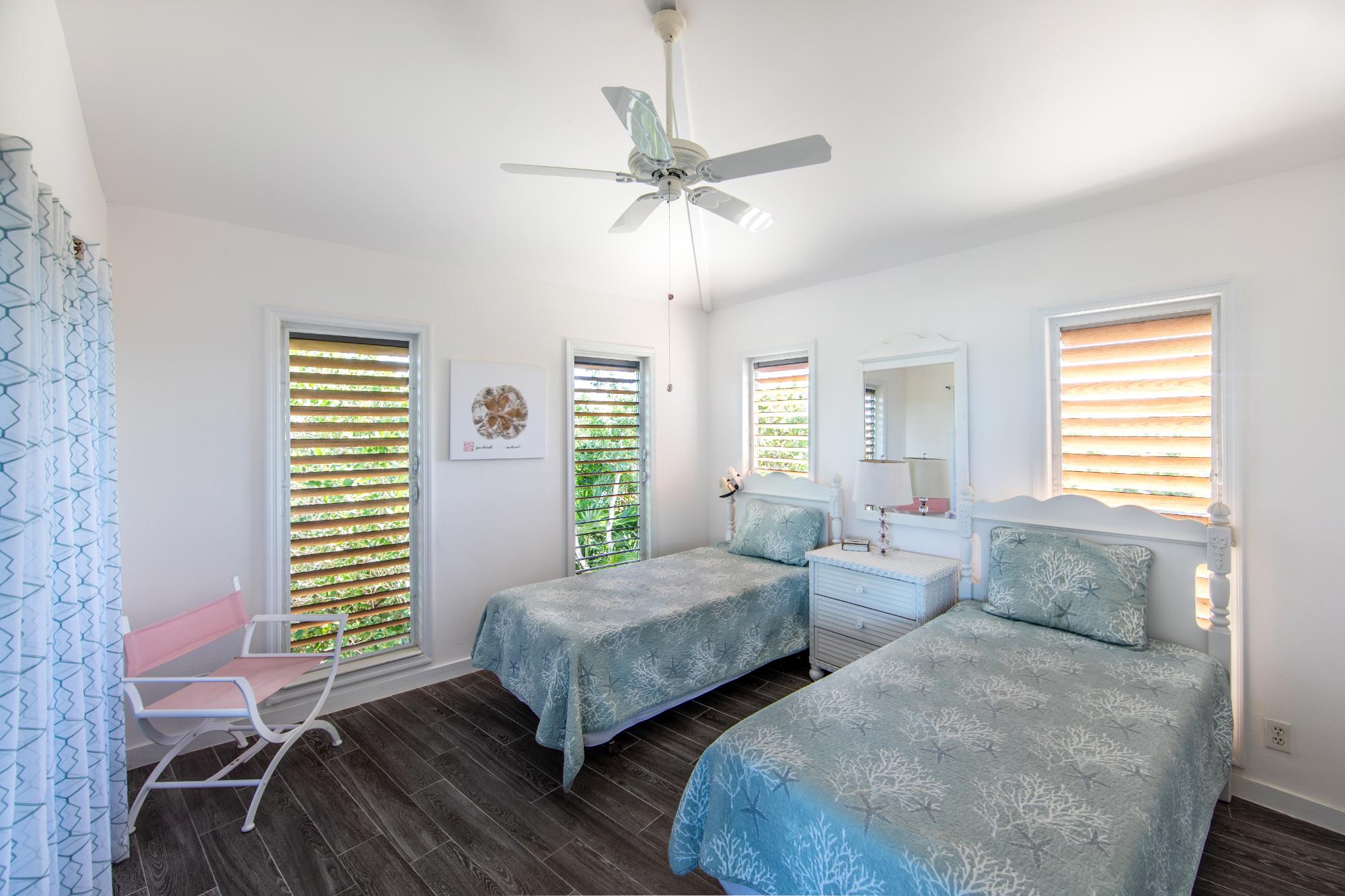Barracuda Point, Pine Cay