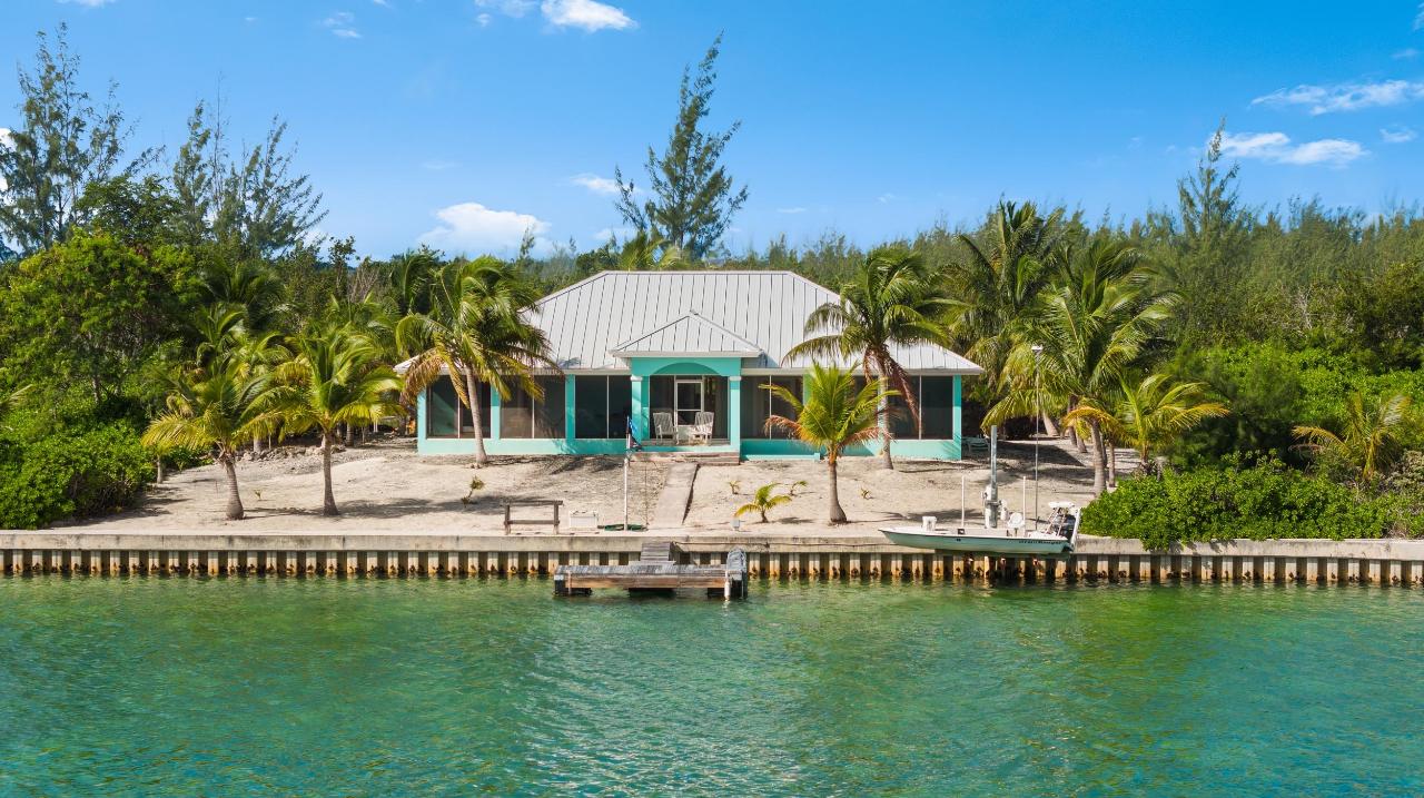 North Caicos Yacht Club Canal House