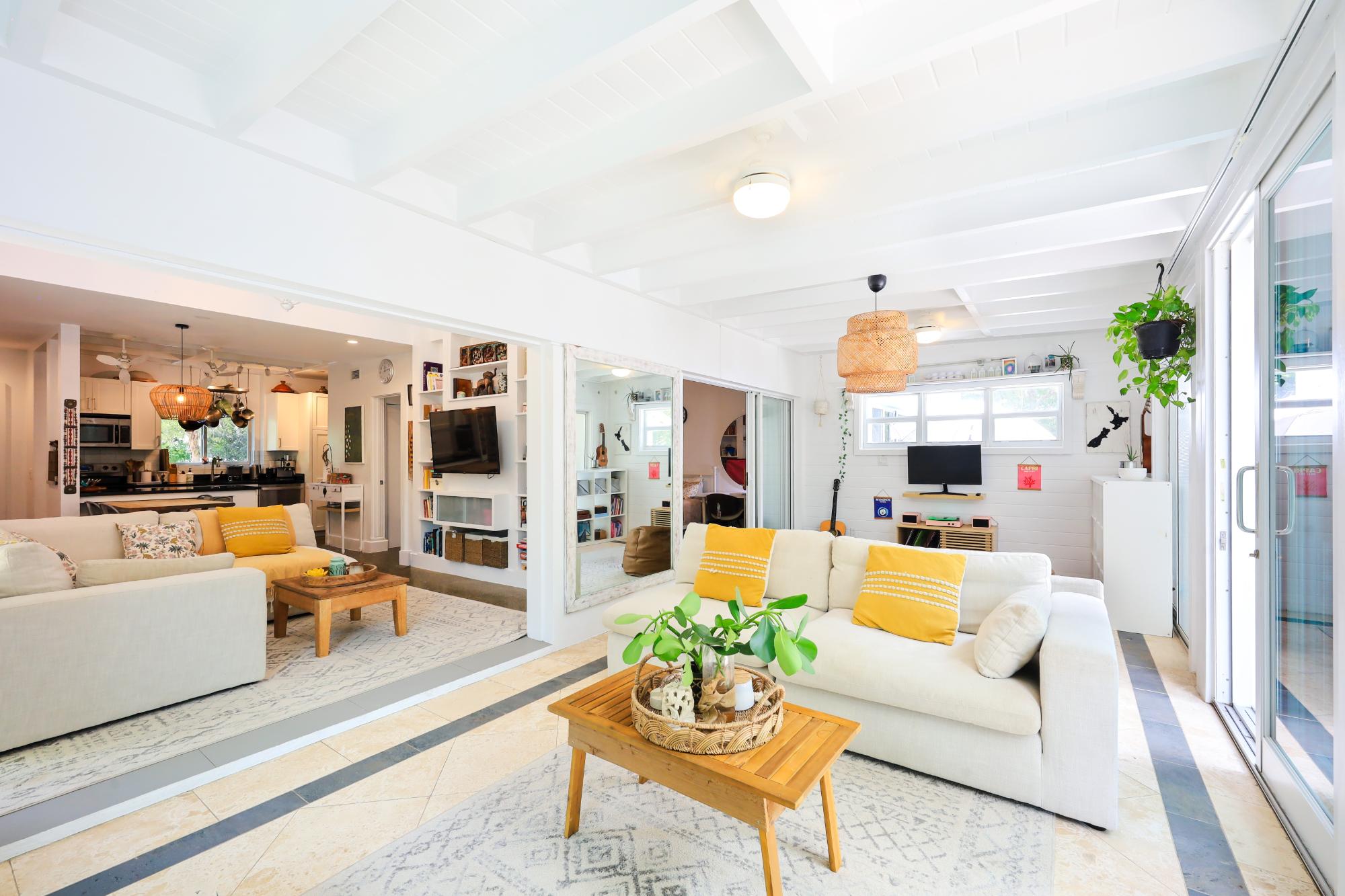 ONE LOFT — photo 2