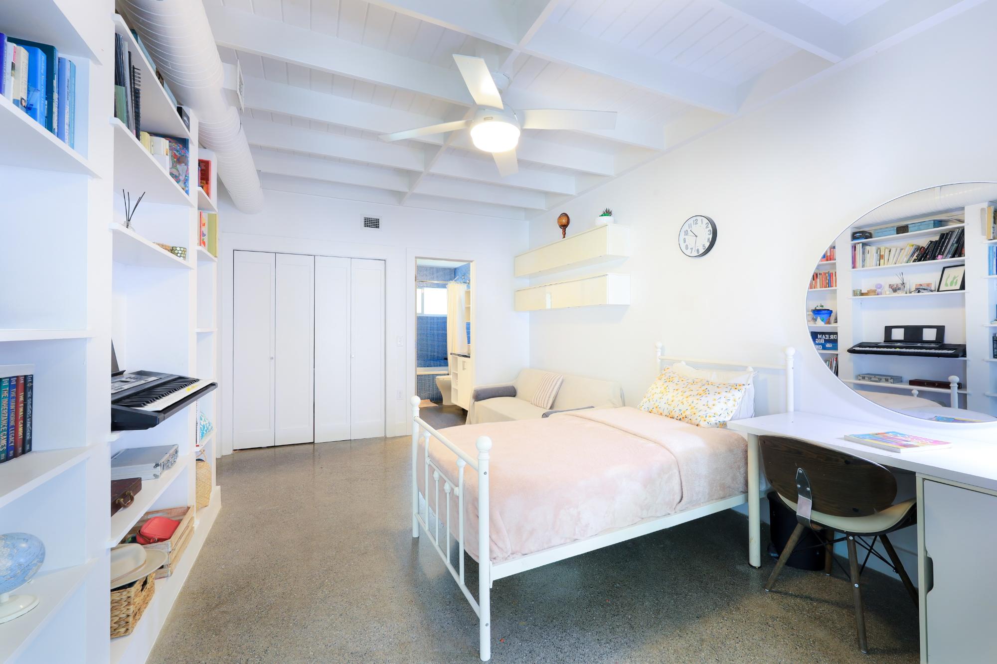 ONE LOFT