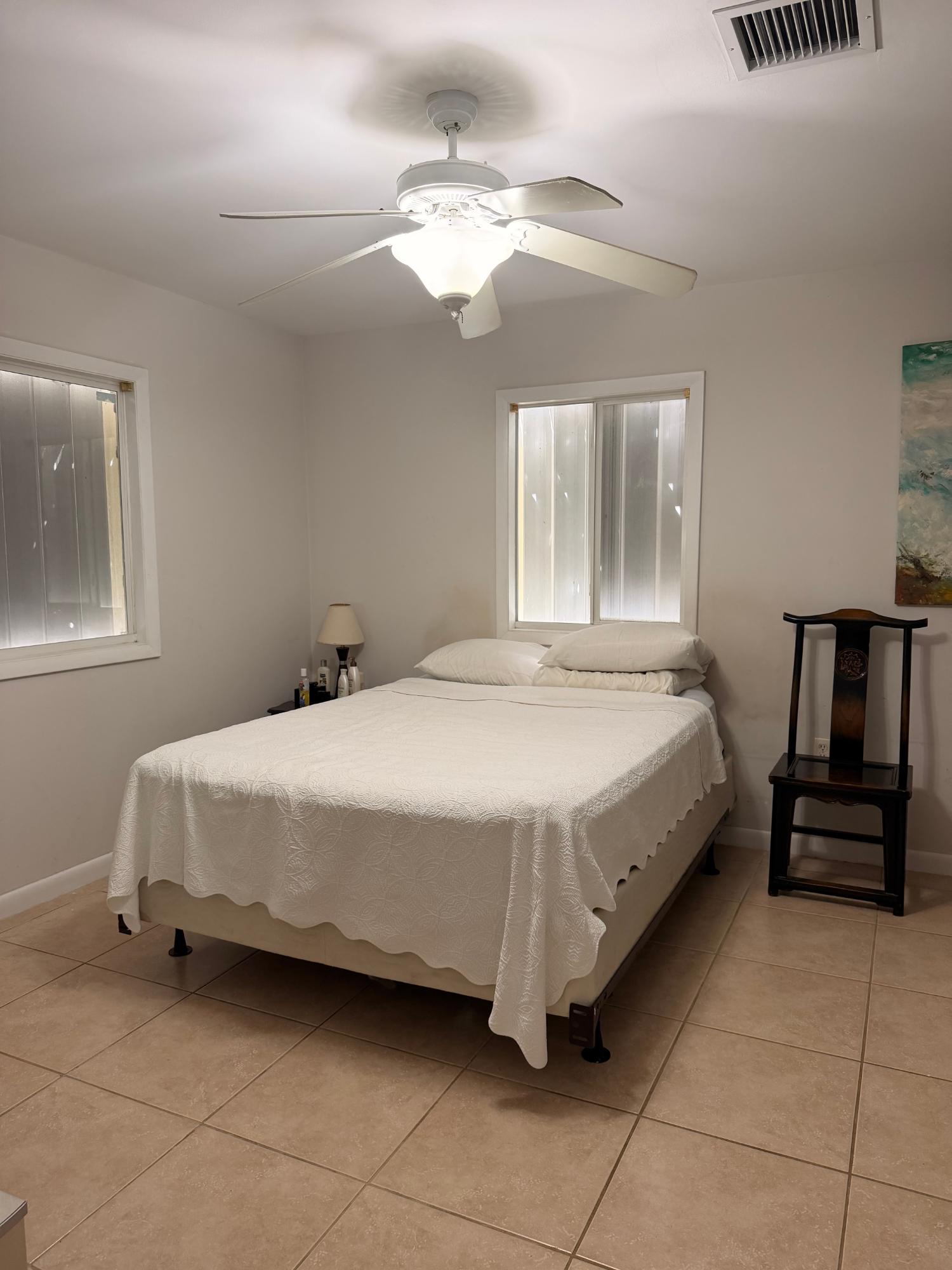 88 88 PARKERS AVENUE — photo 5