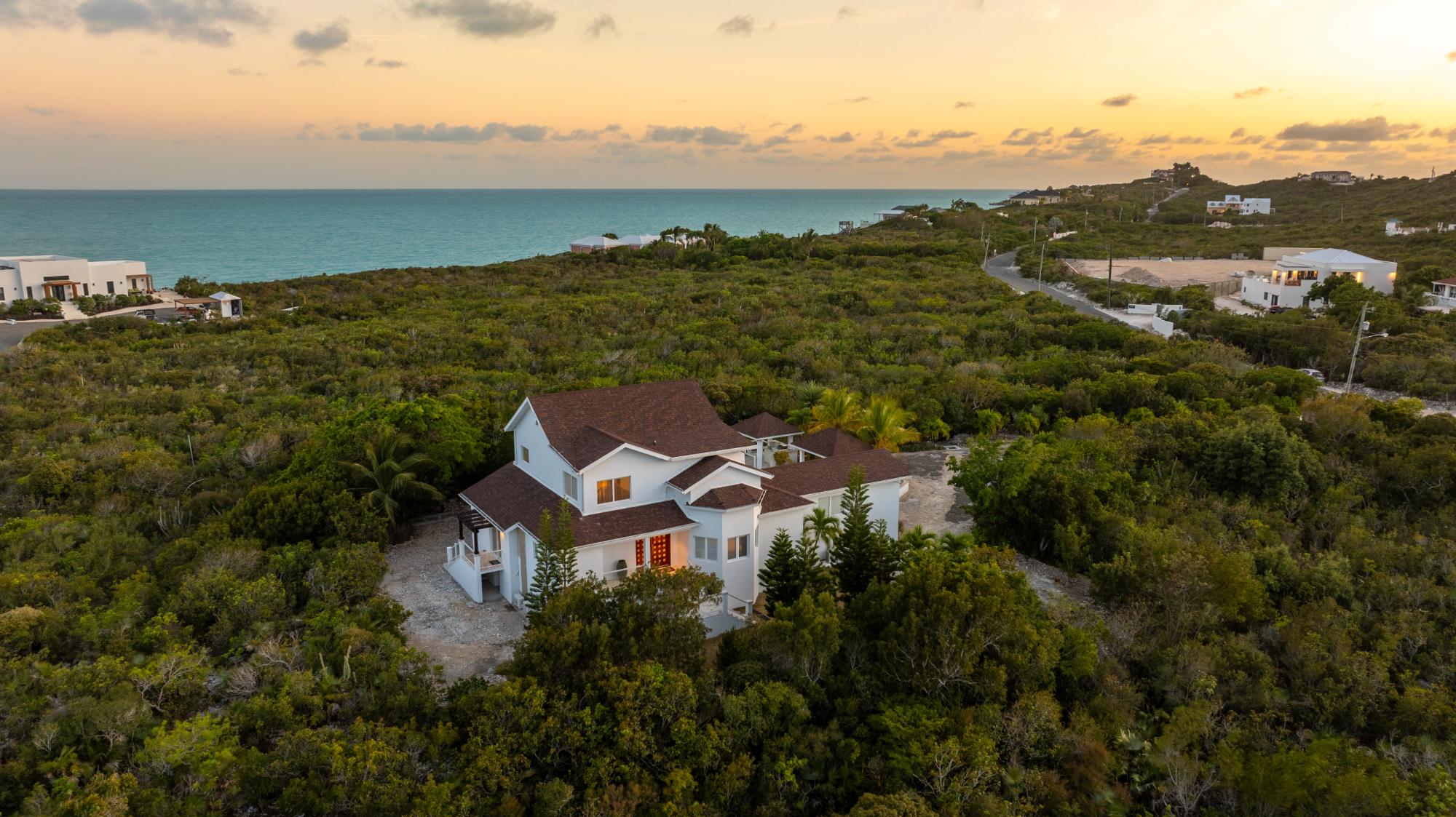 29 OCEAN DRIVE — photo 4