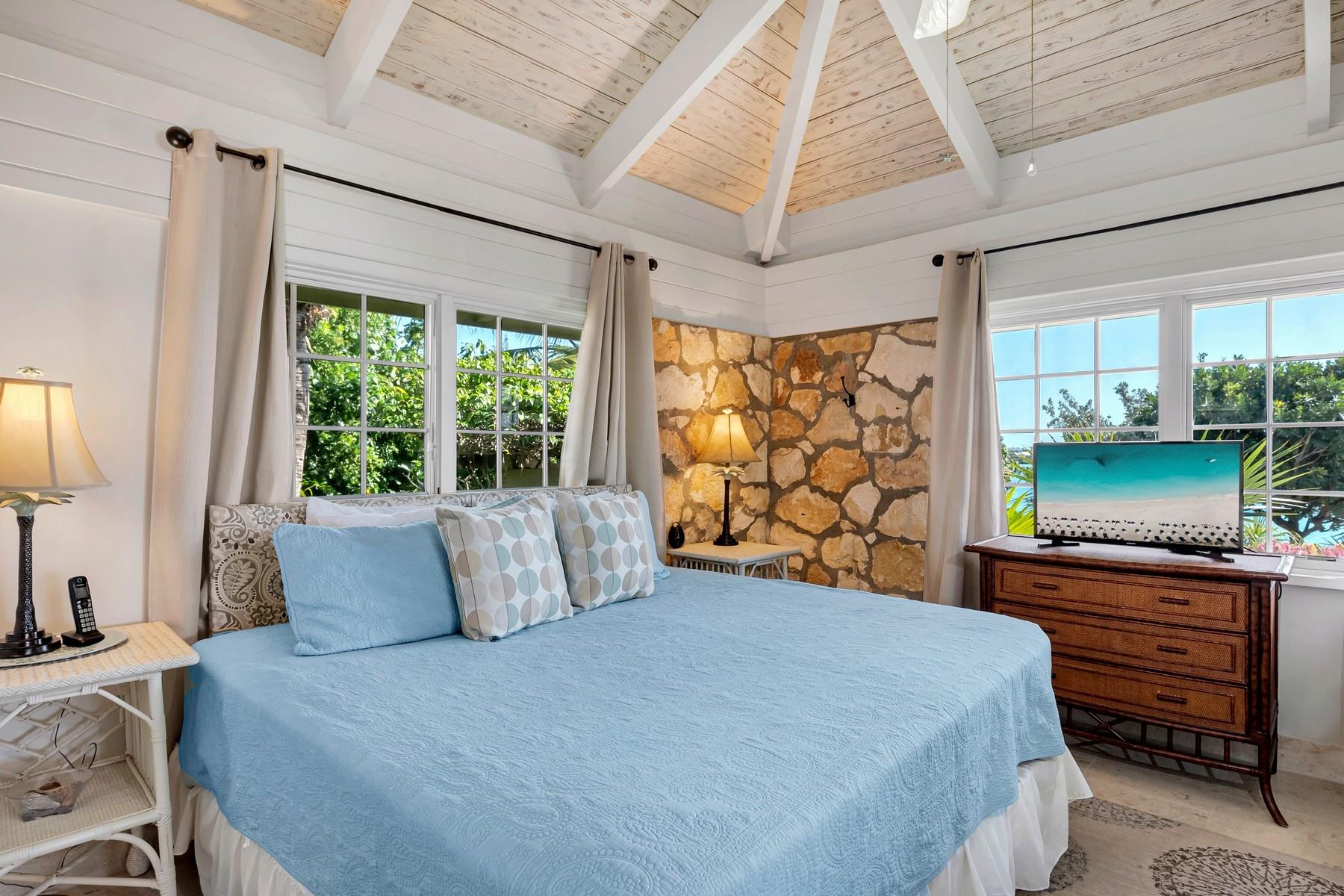 36 Paradise Pointe