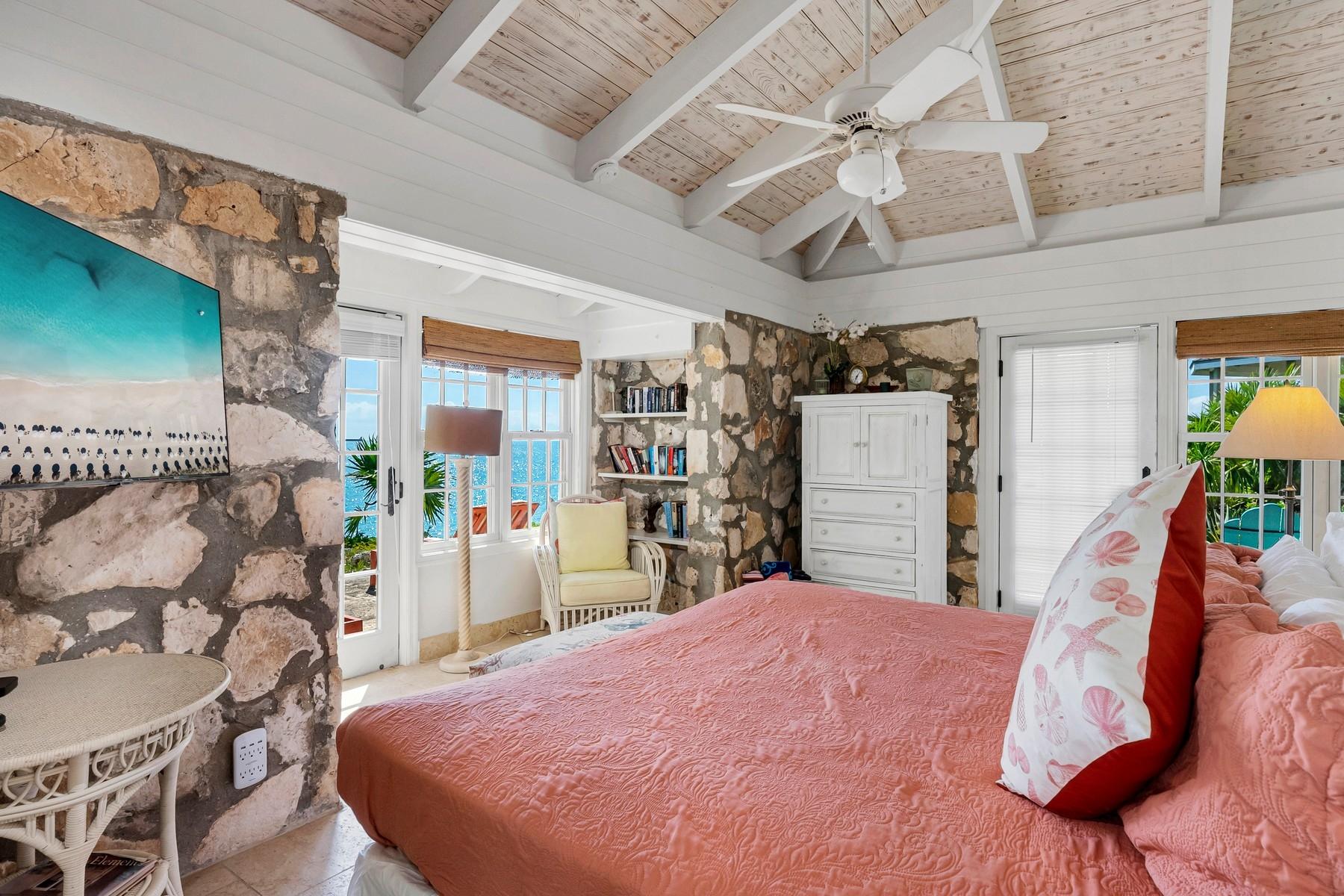 36 Paradise Pointe