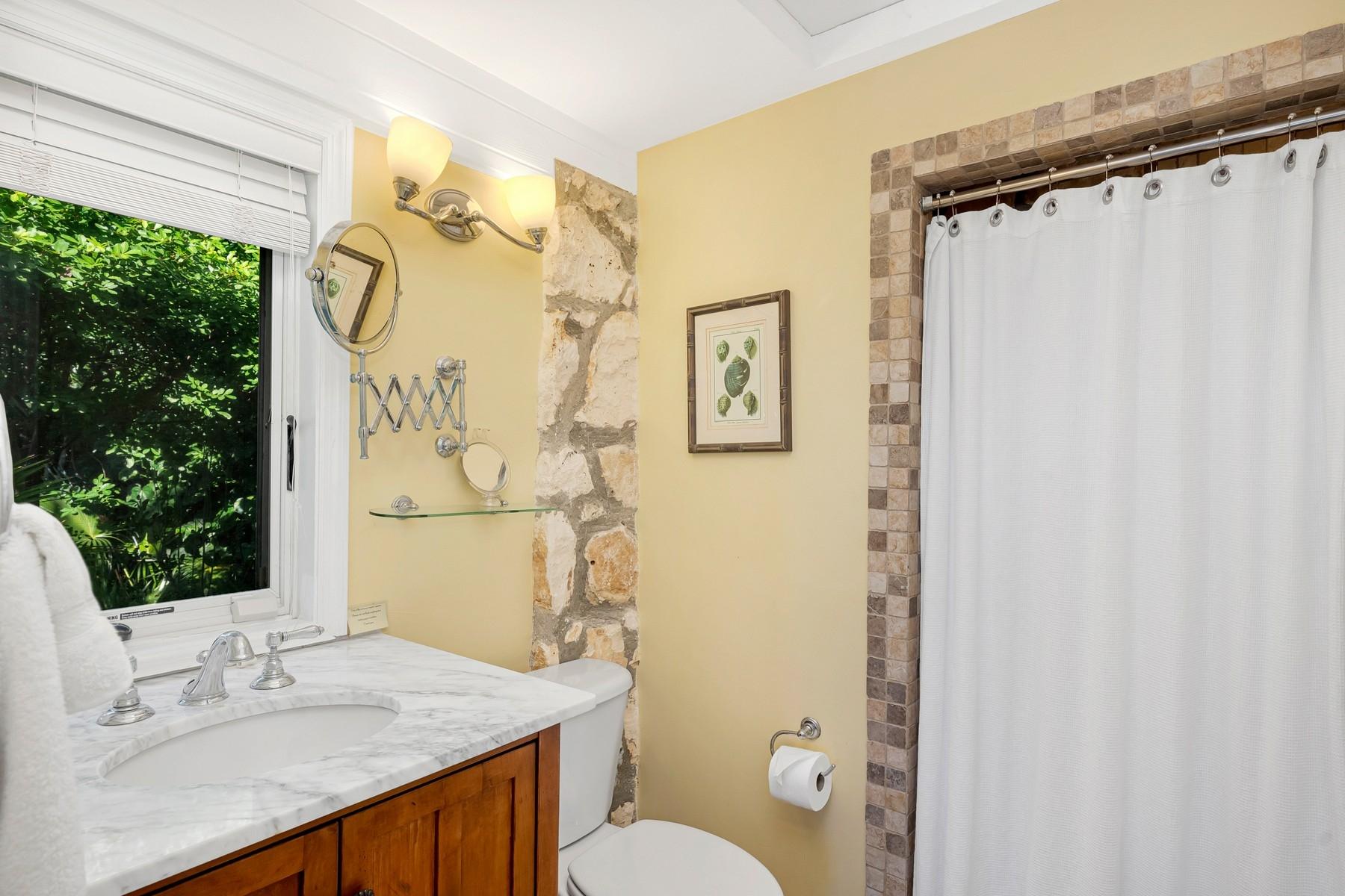 36 Paradise Pointe