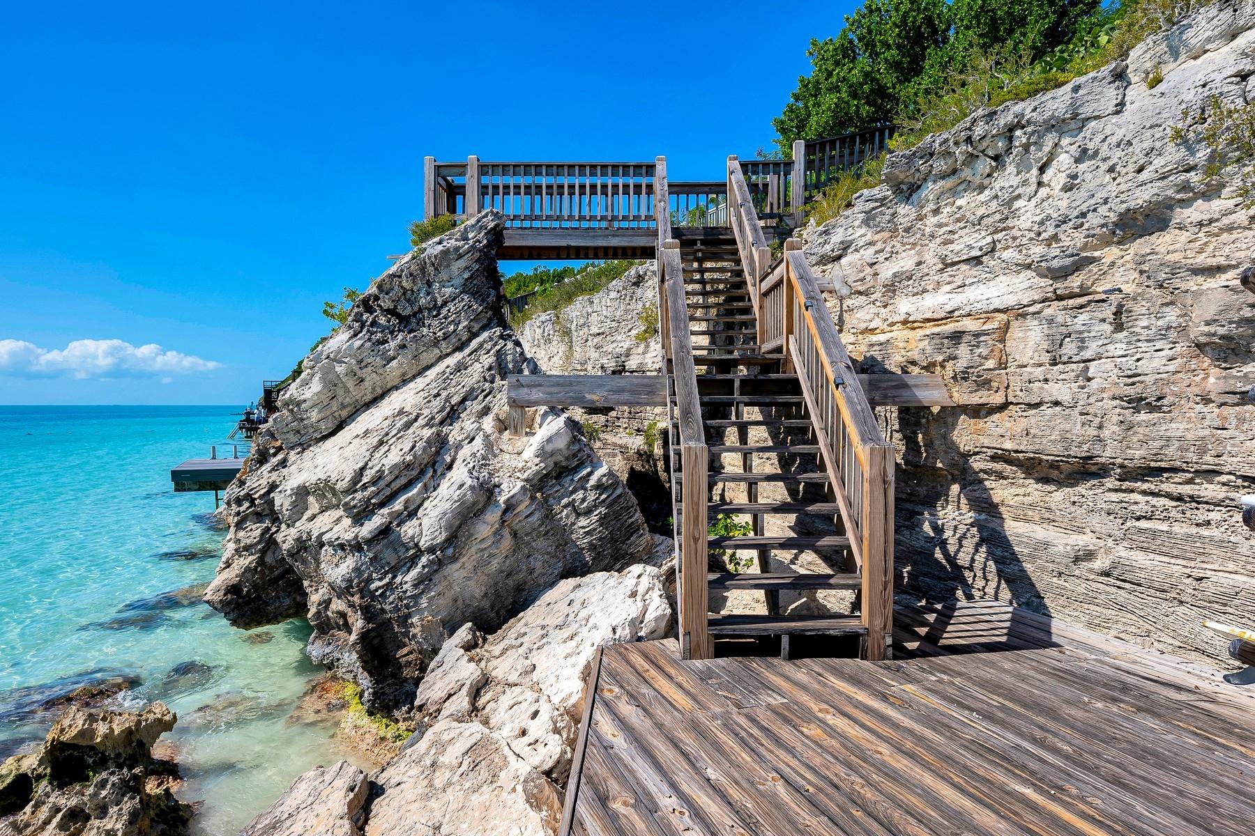 36 Paradise Pointe