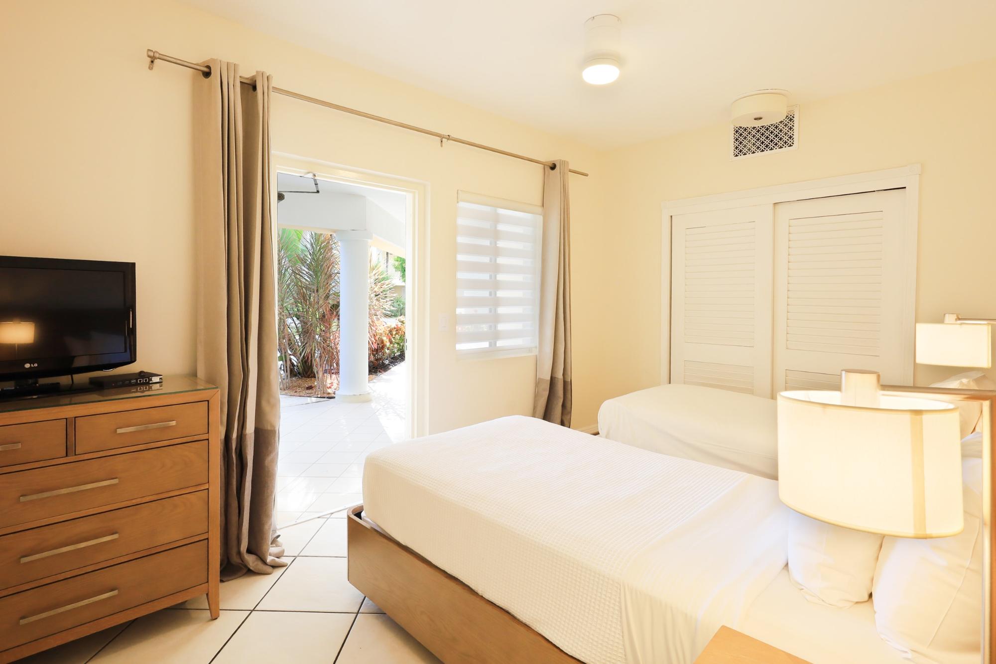 3115 - The Sands At Grace Bay