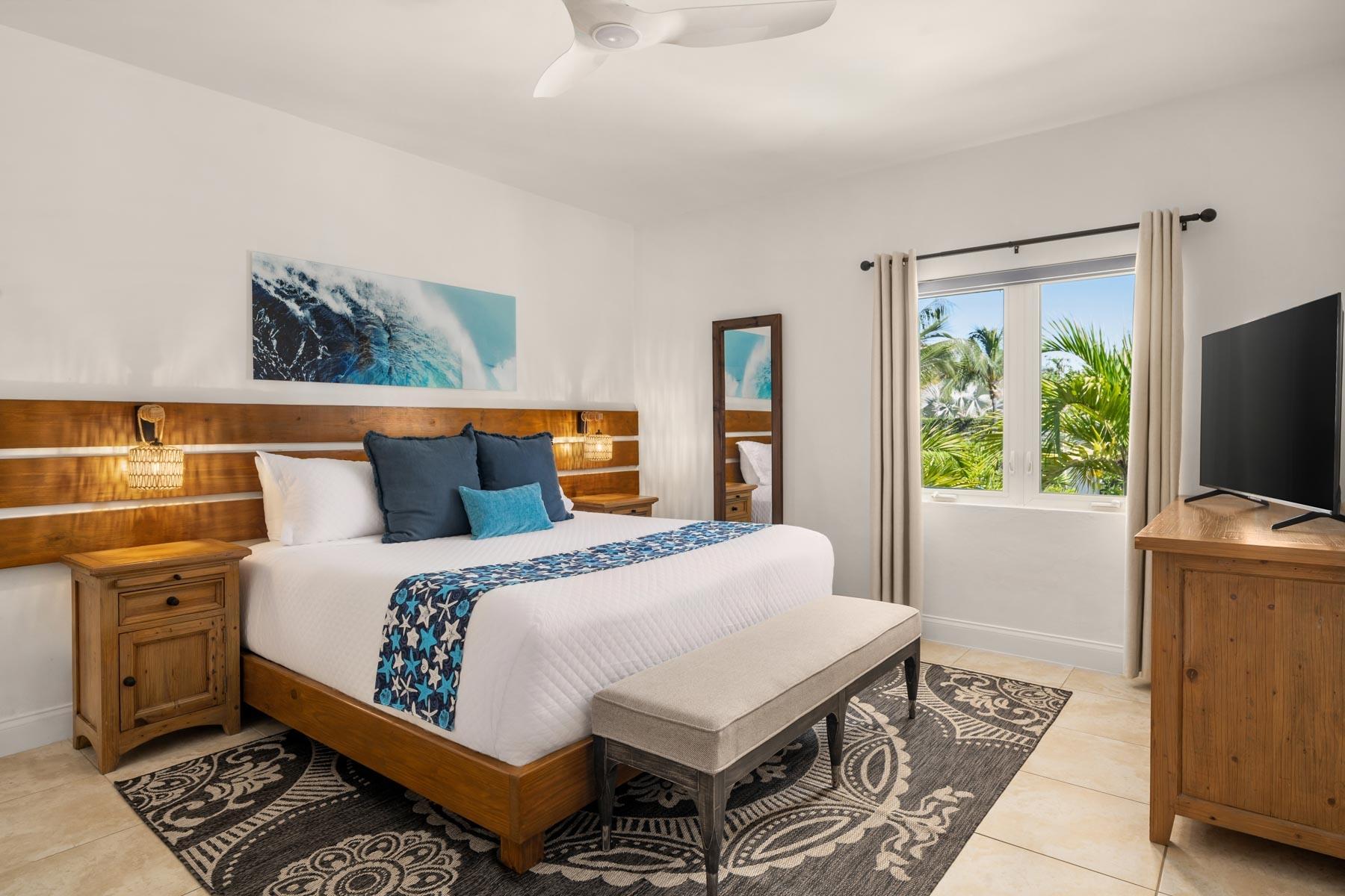 Ninety-Nine Steps Villa, Grace Bay