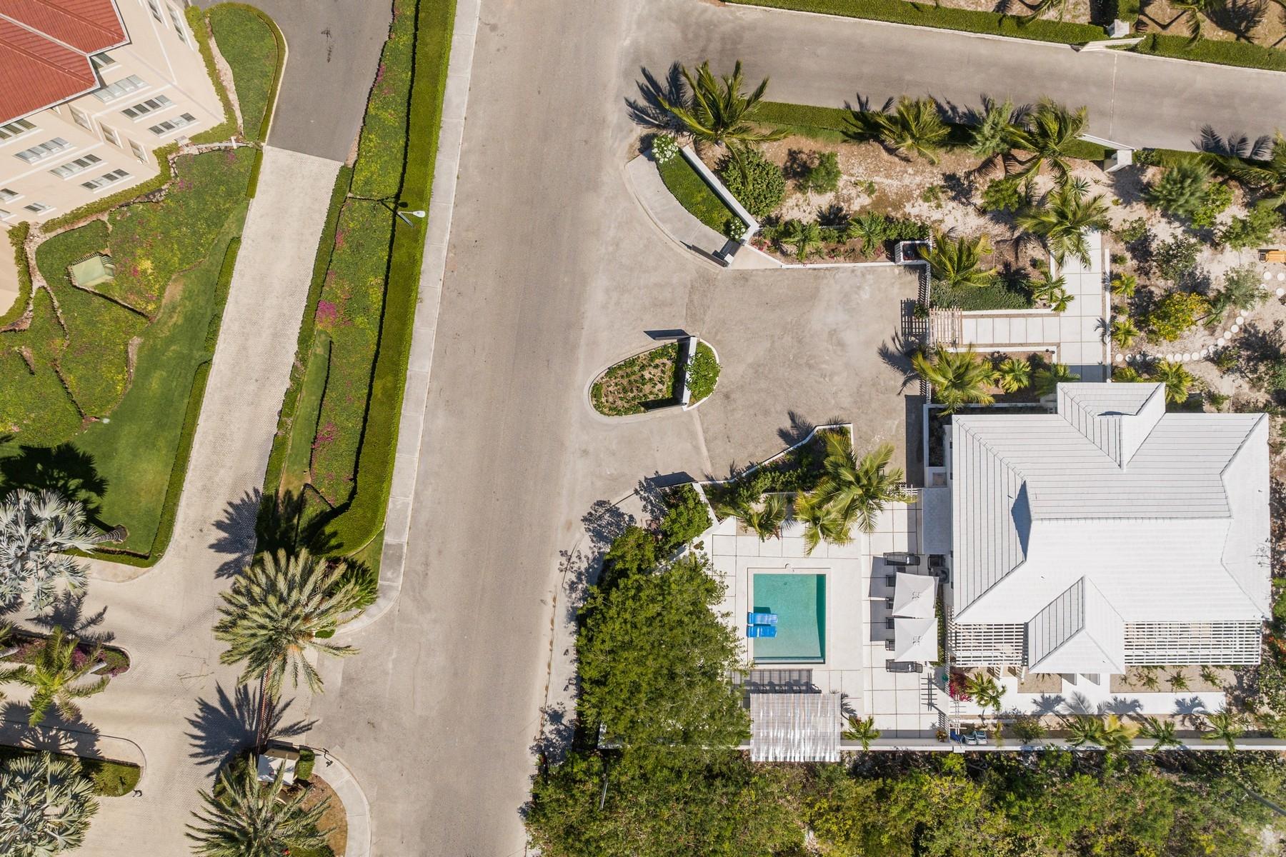 Ninety-Nine Steps Villa, Grace Bay