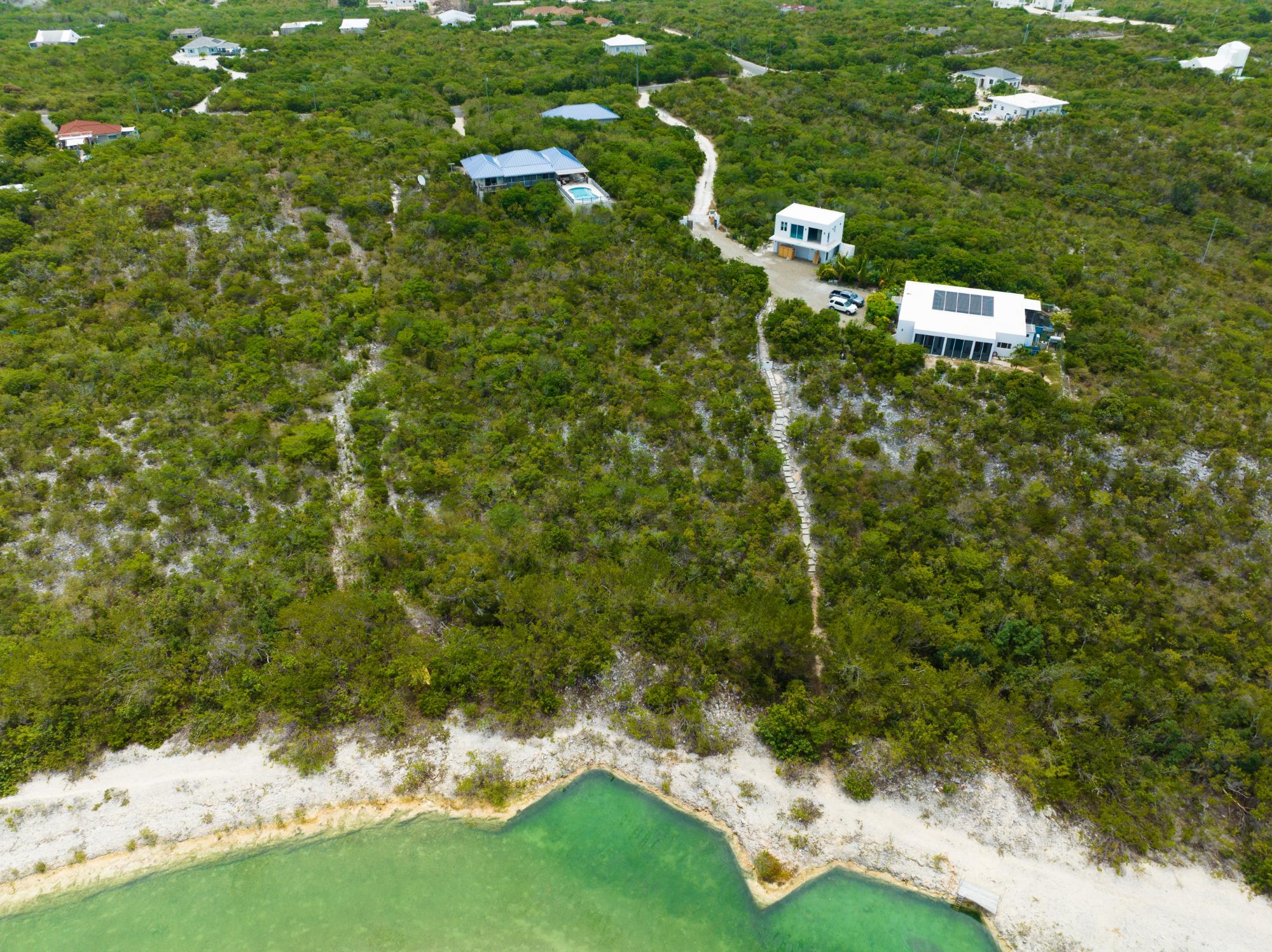 130 SEASAGE HILL ROAD — photo 2