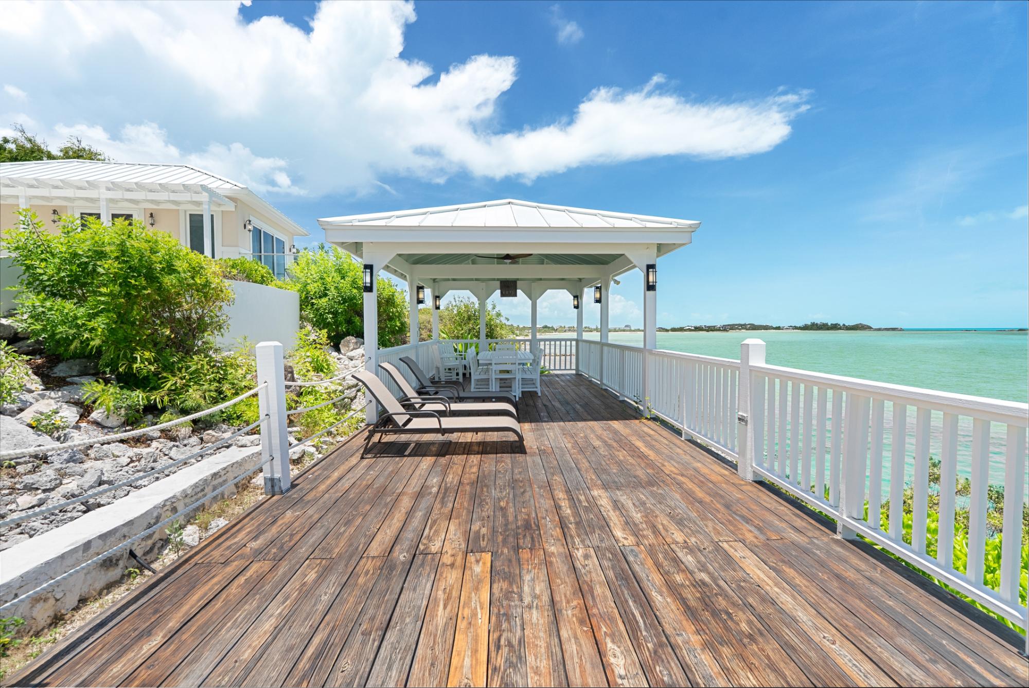 THREE CAYS VILLA