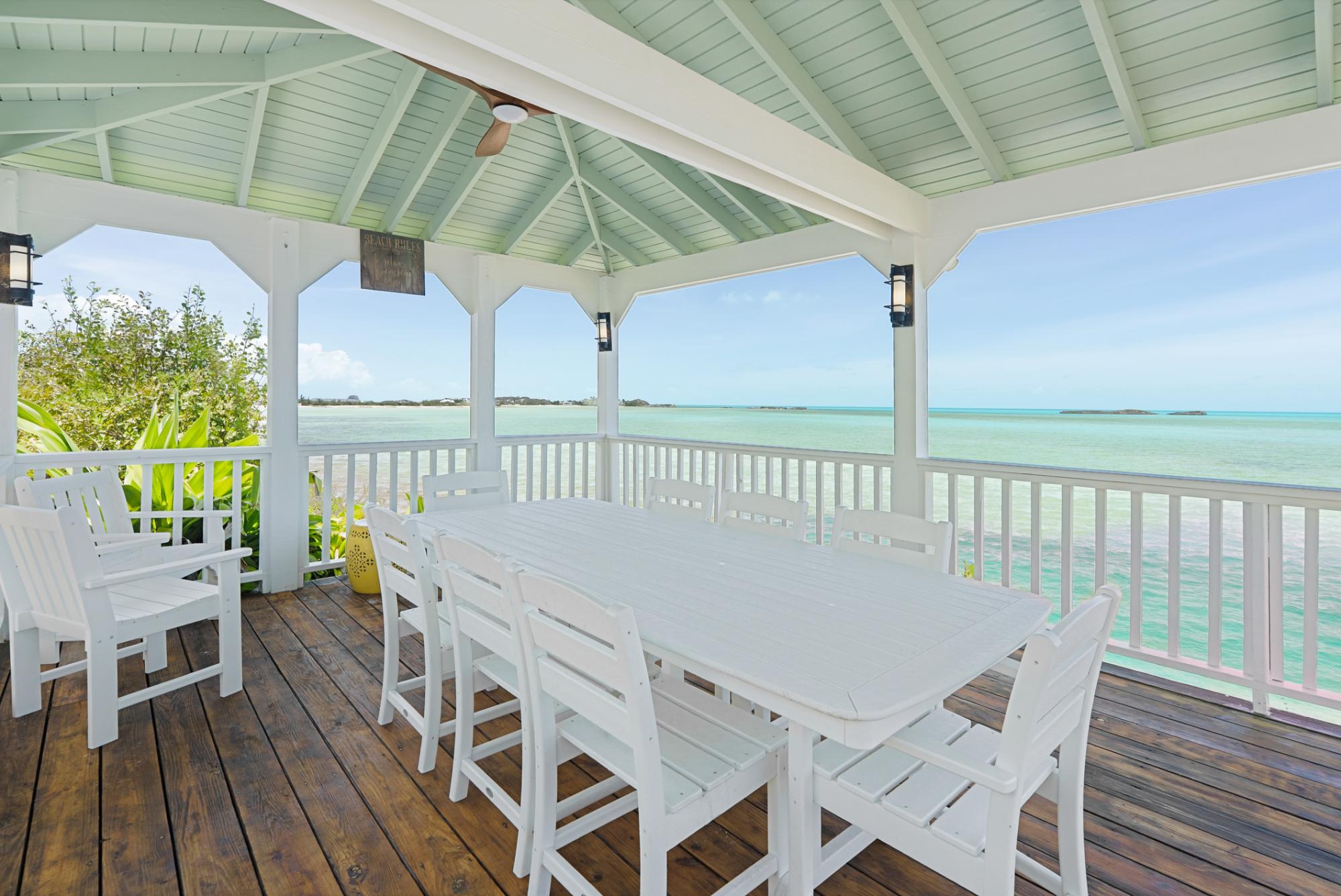 THREE CAYS VILLA