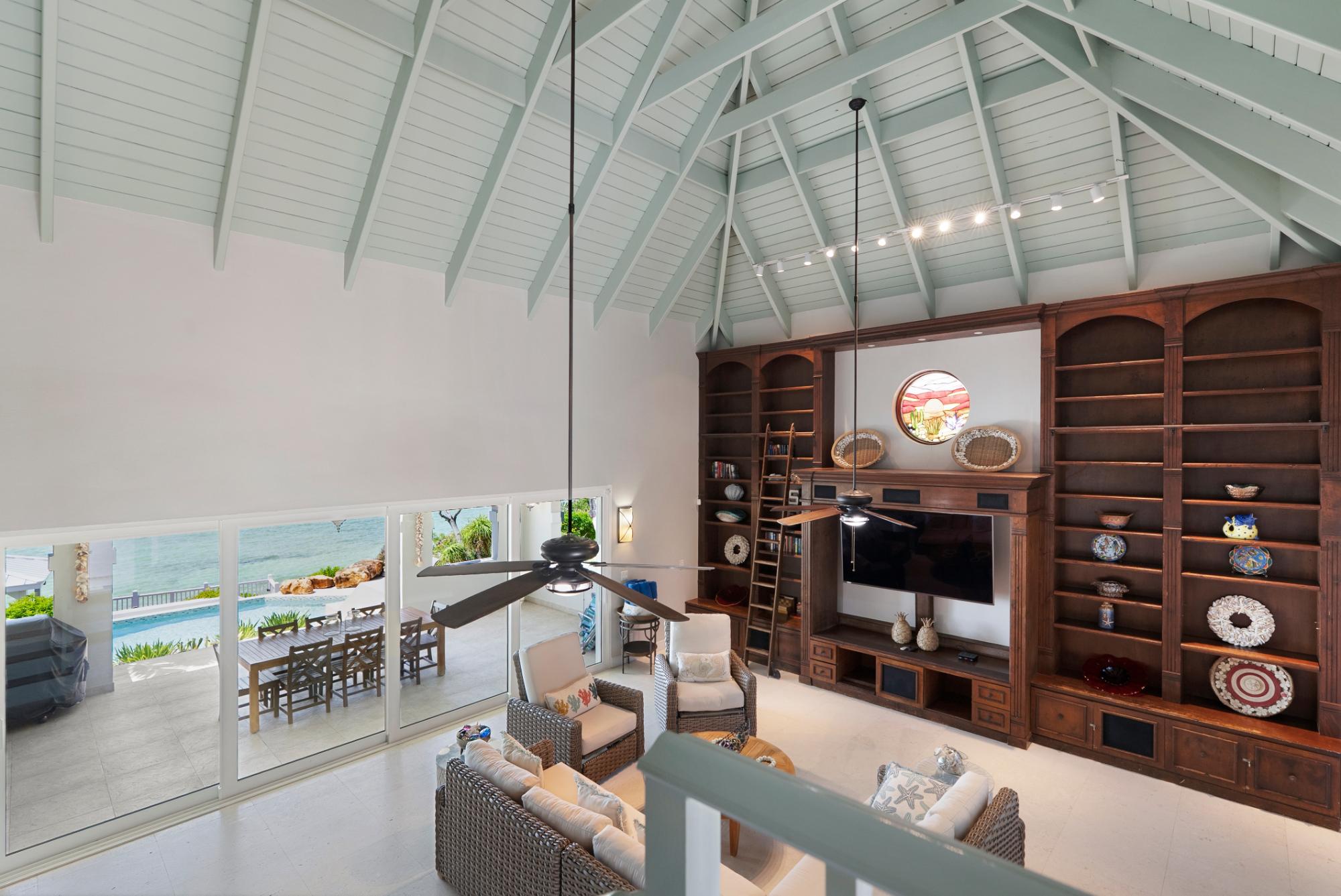 THREE CAYS VILLA