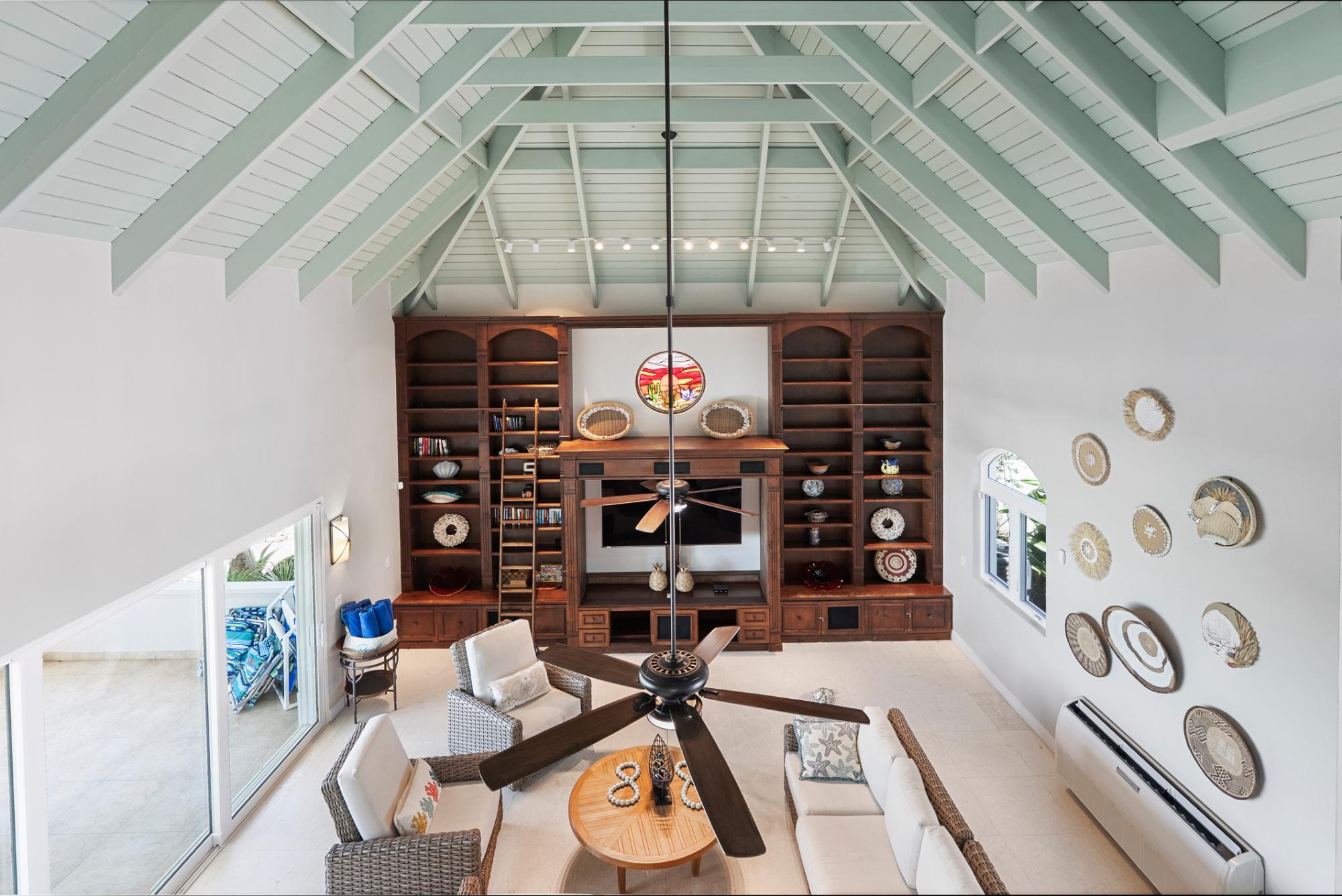 THREE CAYS VILLA
