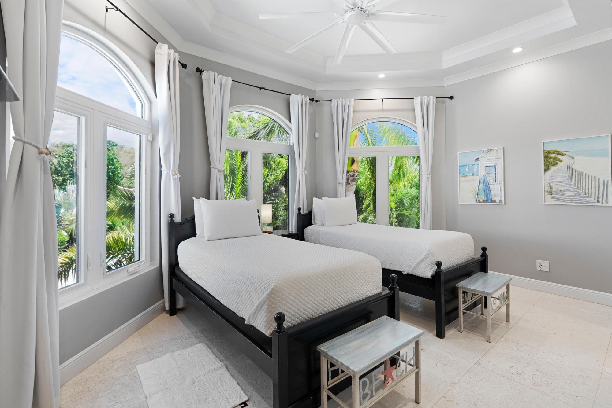 THREE CAYS VILLA