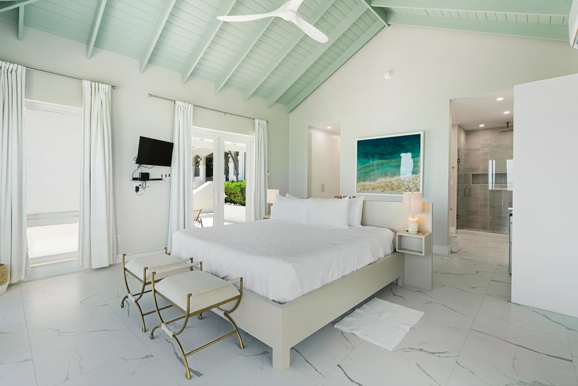 THREE CAYS VILLA