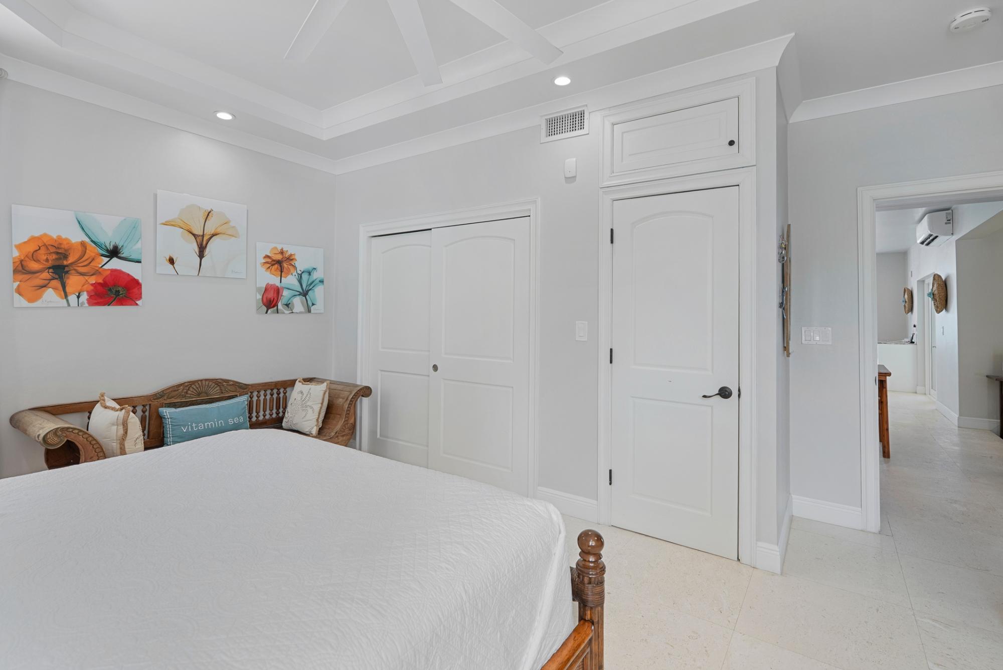 THREE CAYS VILLA