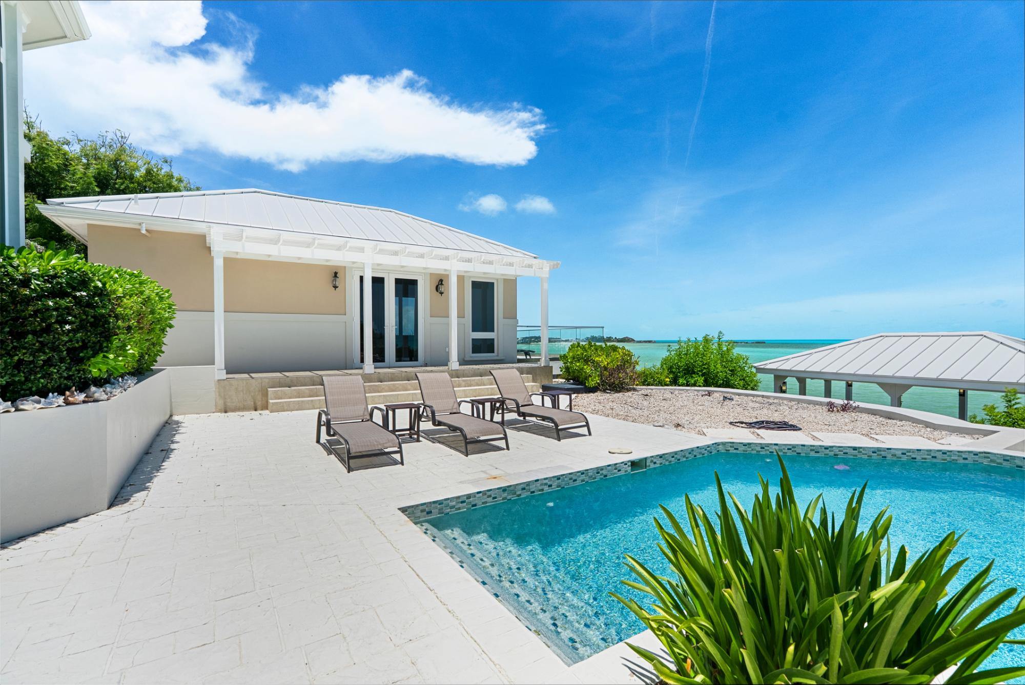 THREE CAYS VILLA