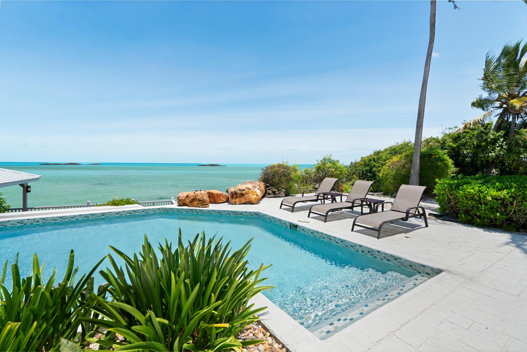 THREE CAYS VILLA
