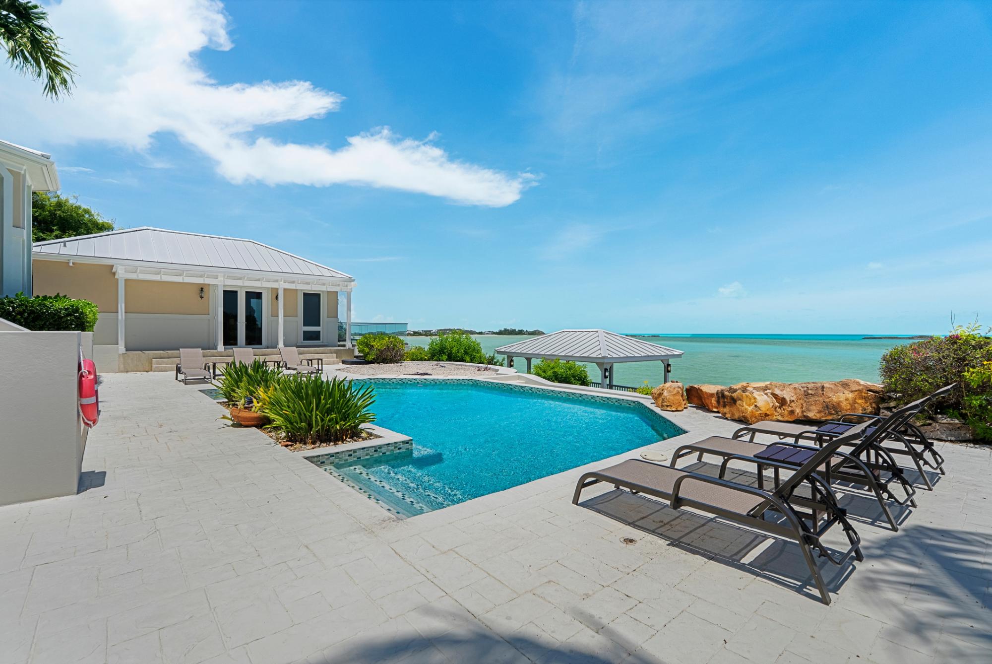 THREE CAYS VILLA