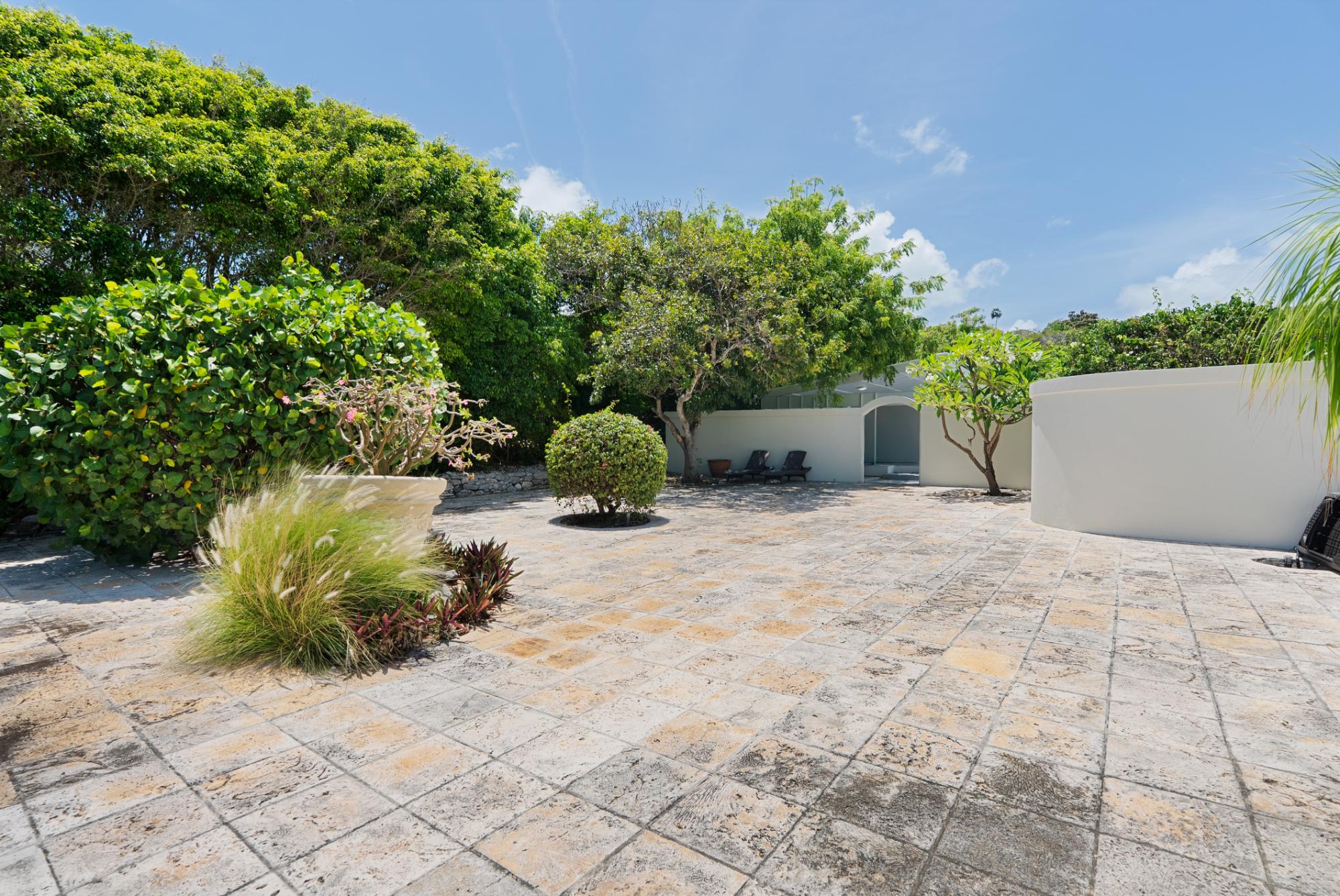 THREE CAYS VILLA