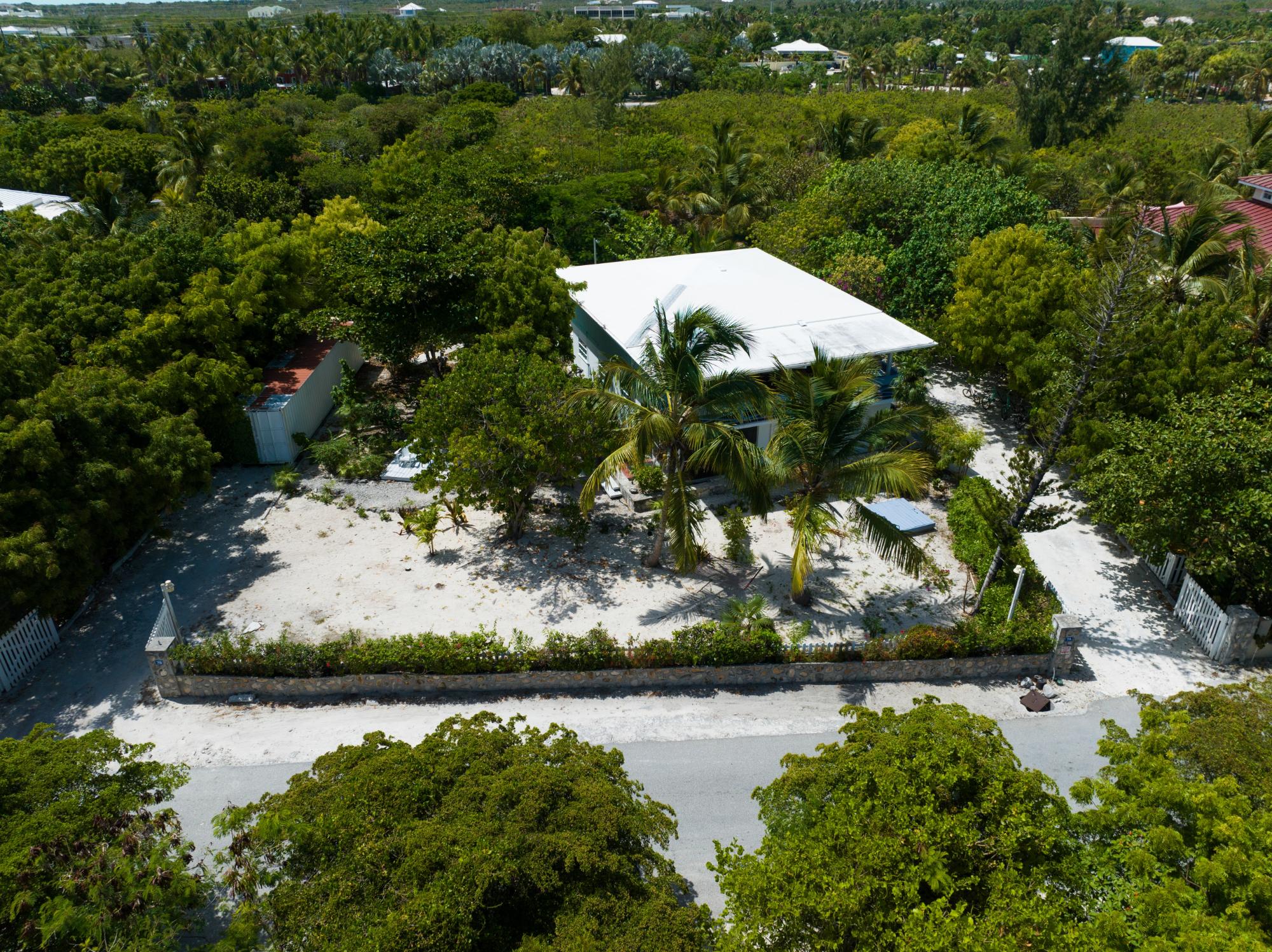 Investment Opportunity in Grace Bay
