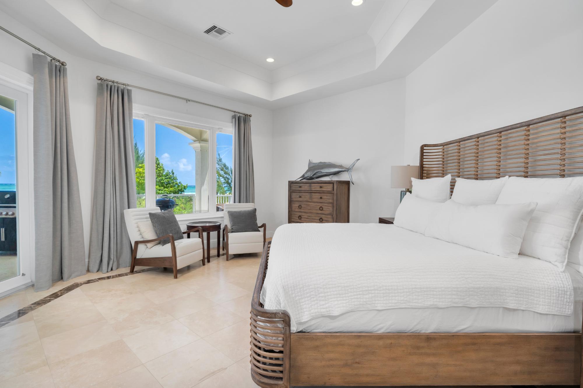 Villa Cecilia Beachfront Pumpkin Bluff