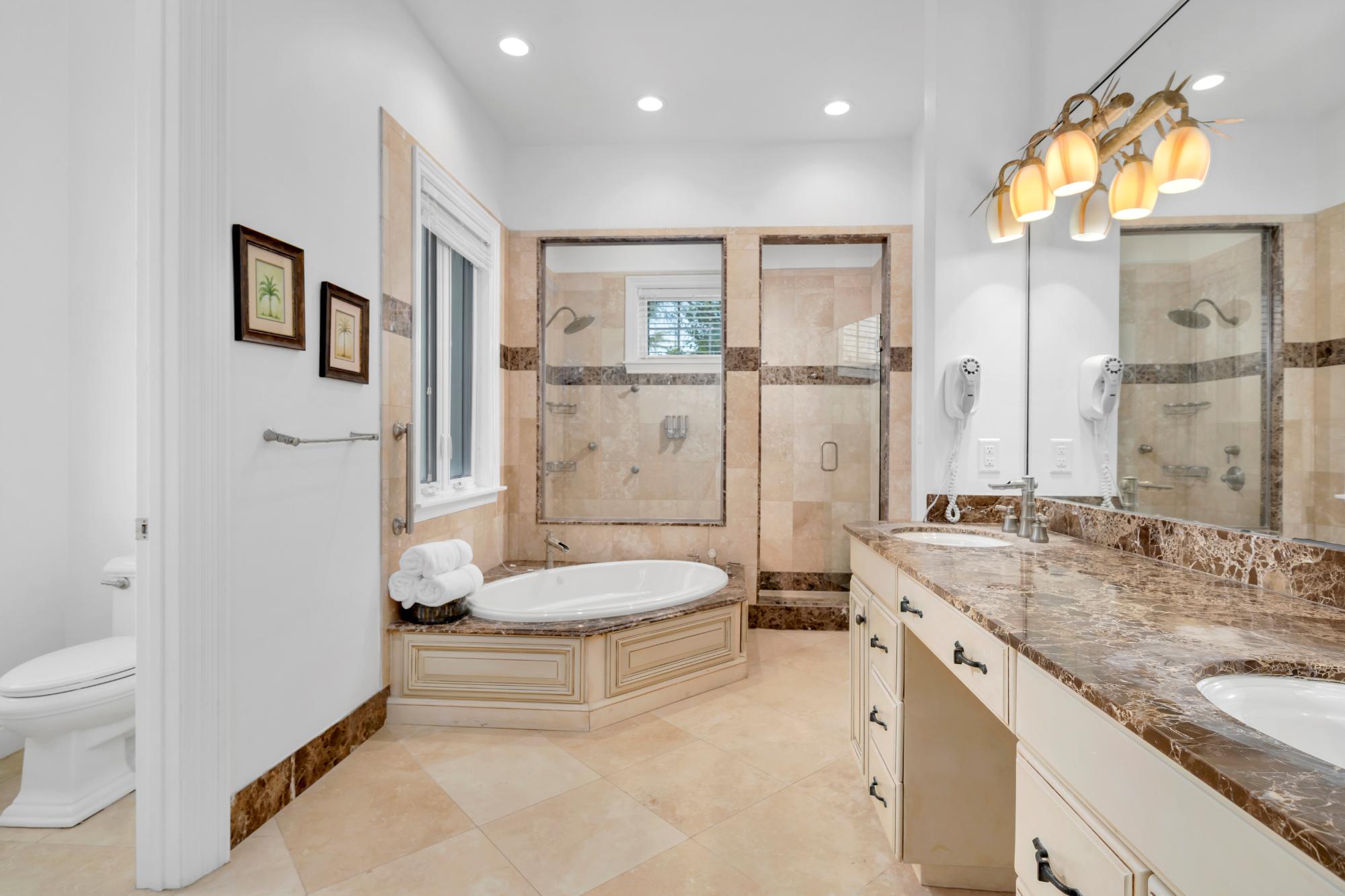 Villa Cecilia Beachfront Pumpkin Bluff