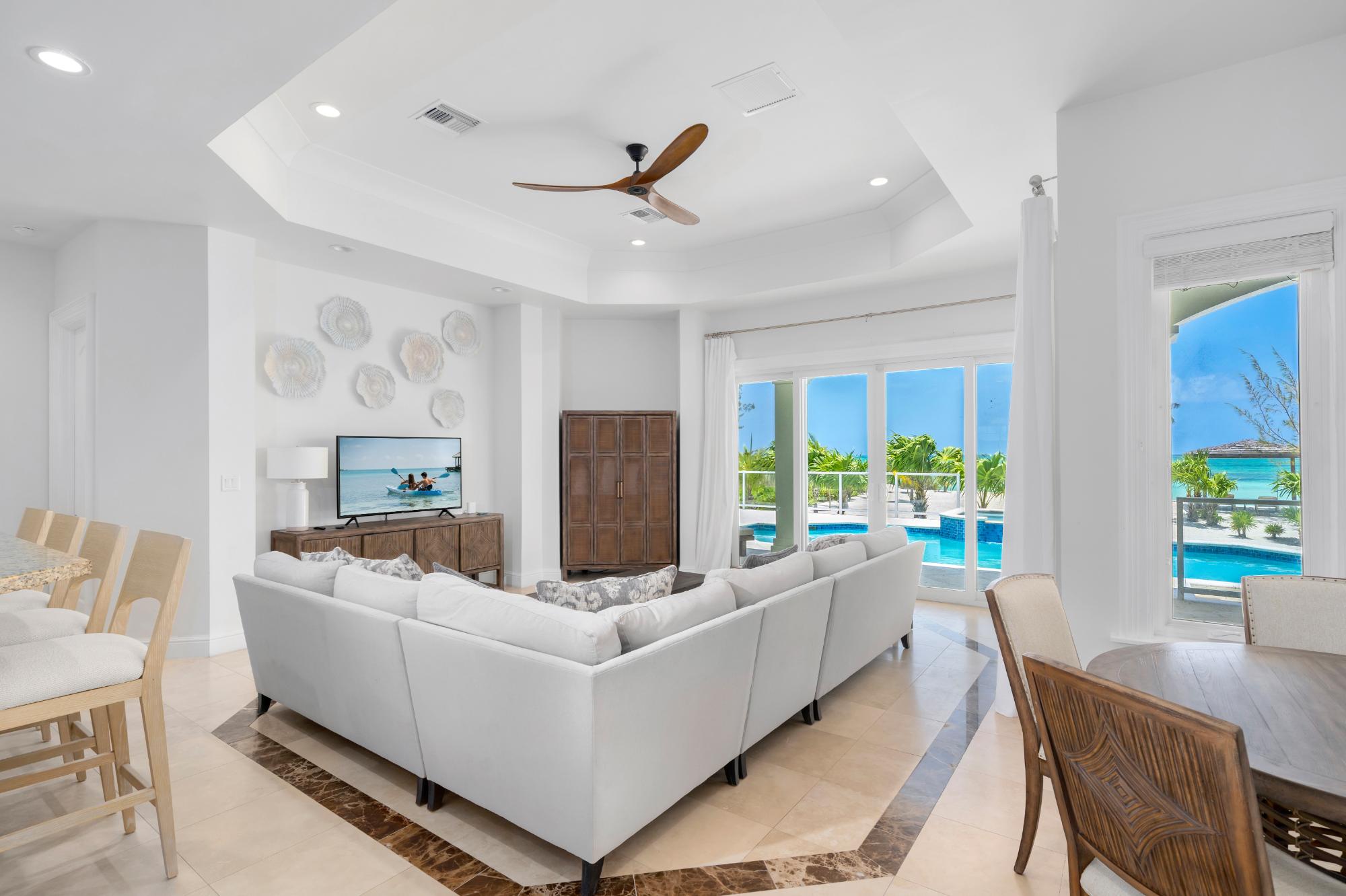 Villa Cecilia Beachfront Pumpkin Bluff