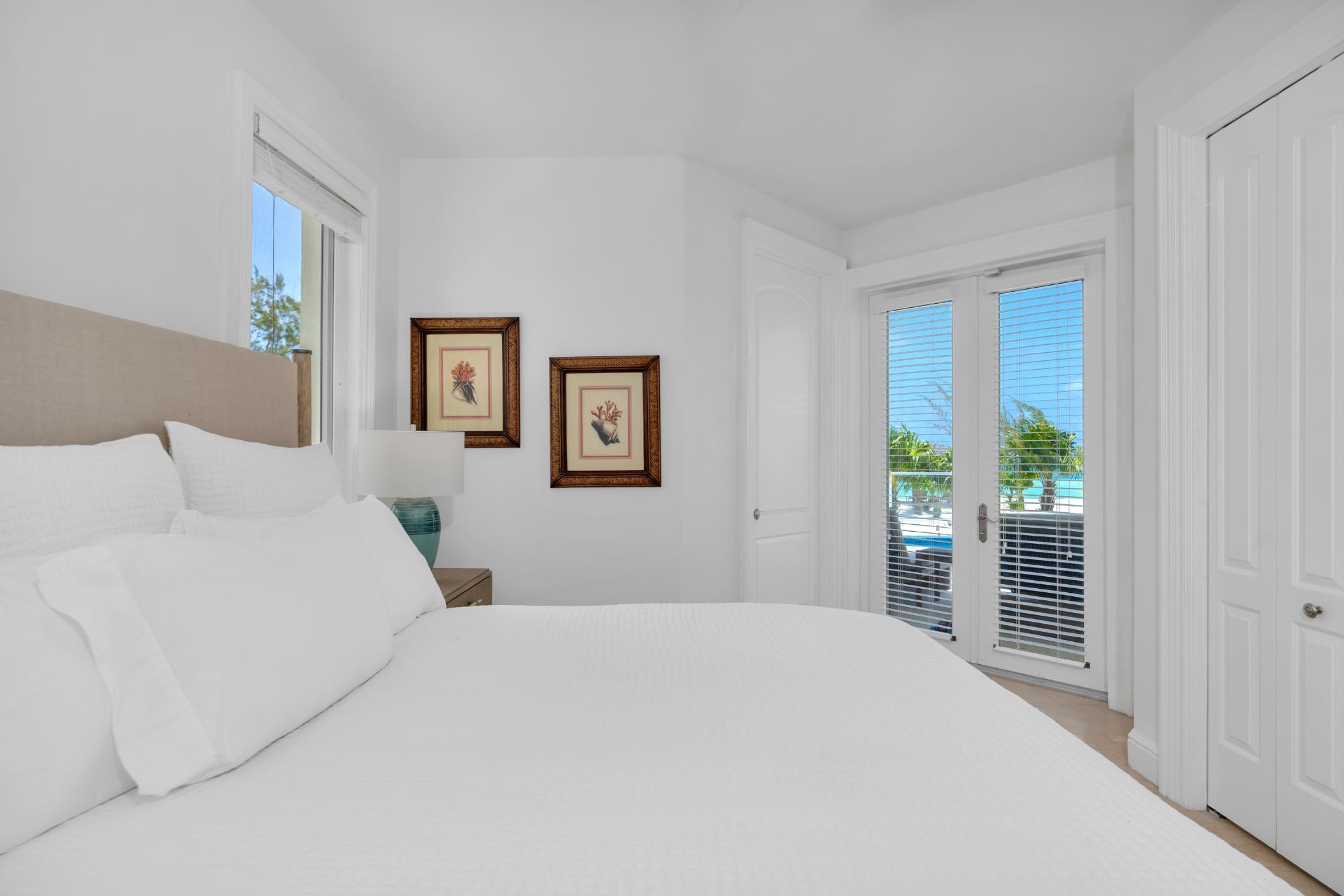 Villa Cecilia Beachfront Pumpkin Bluff