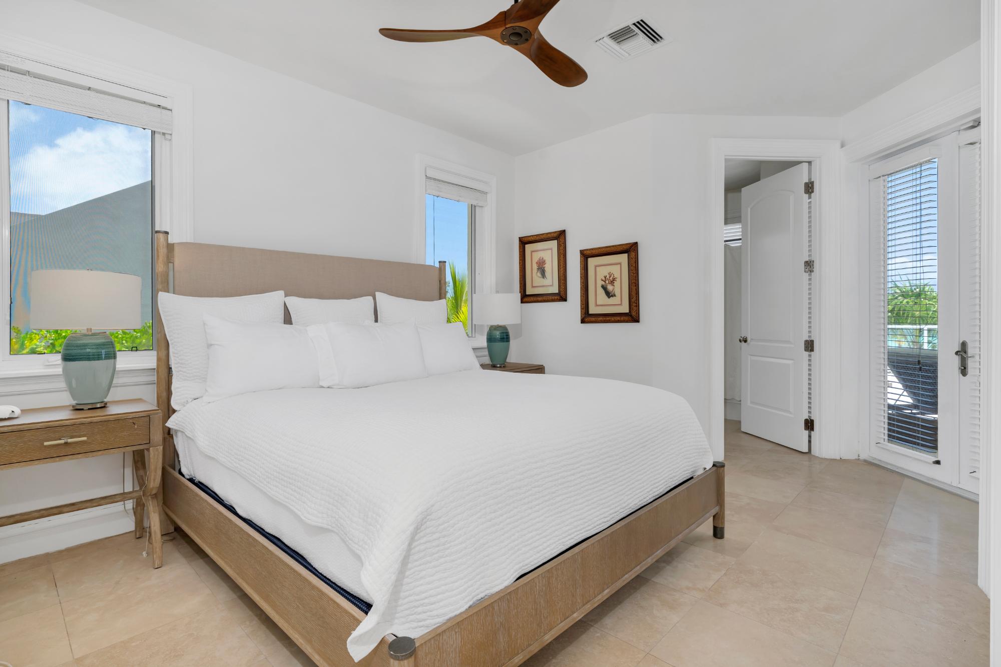 Villa Cecilia Beachfront Pumpkin Bluff