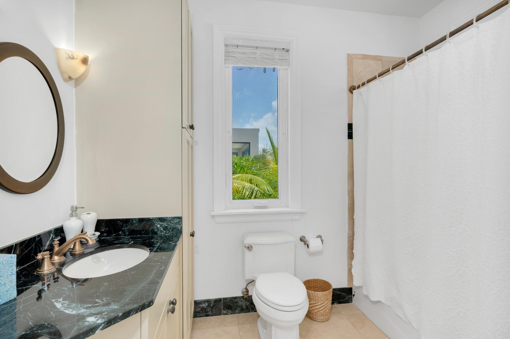 Villa Cecilia Beachfront Pumpkin Bluff
