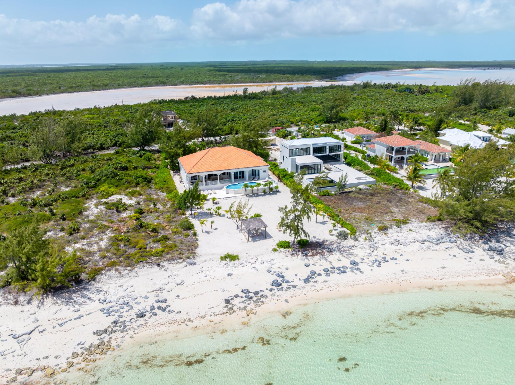Villa Cecilia Beachfront Pumpkin Bluff